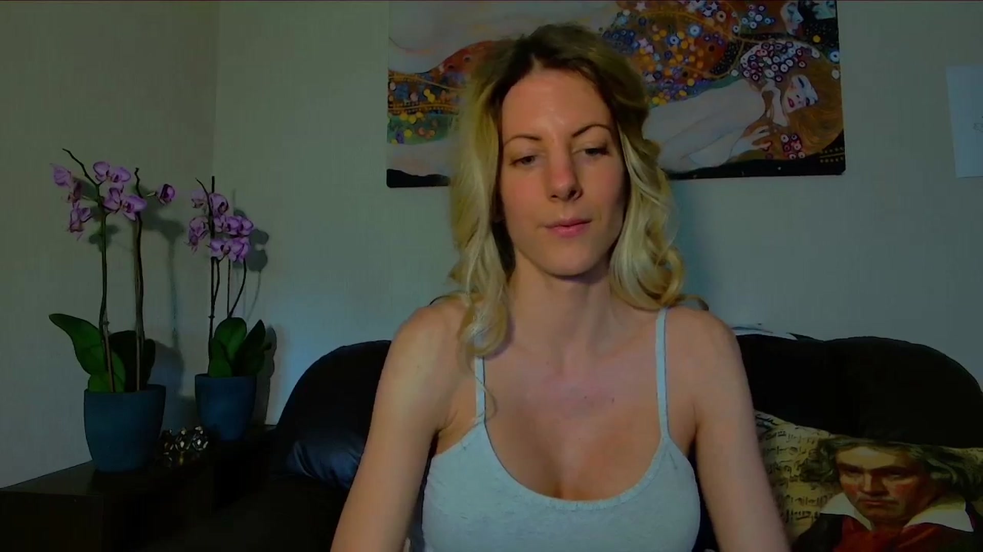 Gallery image thumbnail from Helenadoll's myfreecams stream on, 04/22/2025, 15:05 image 20 of 20