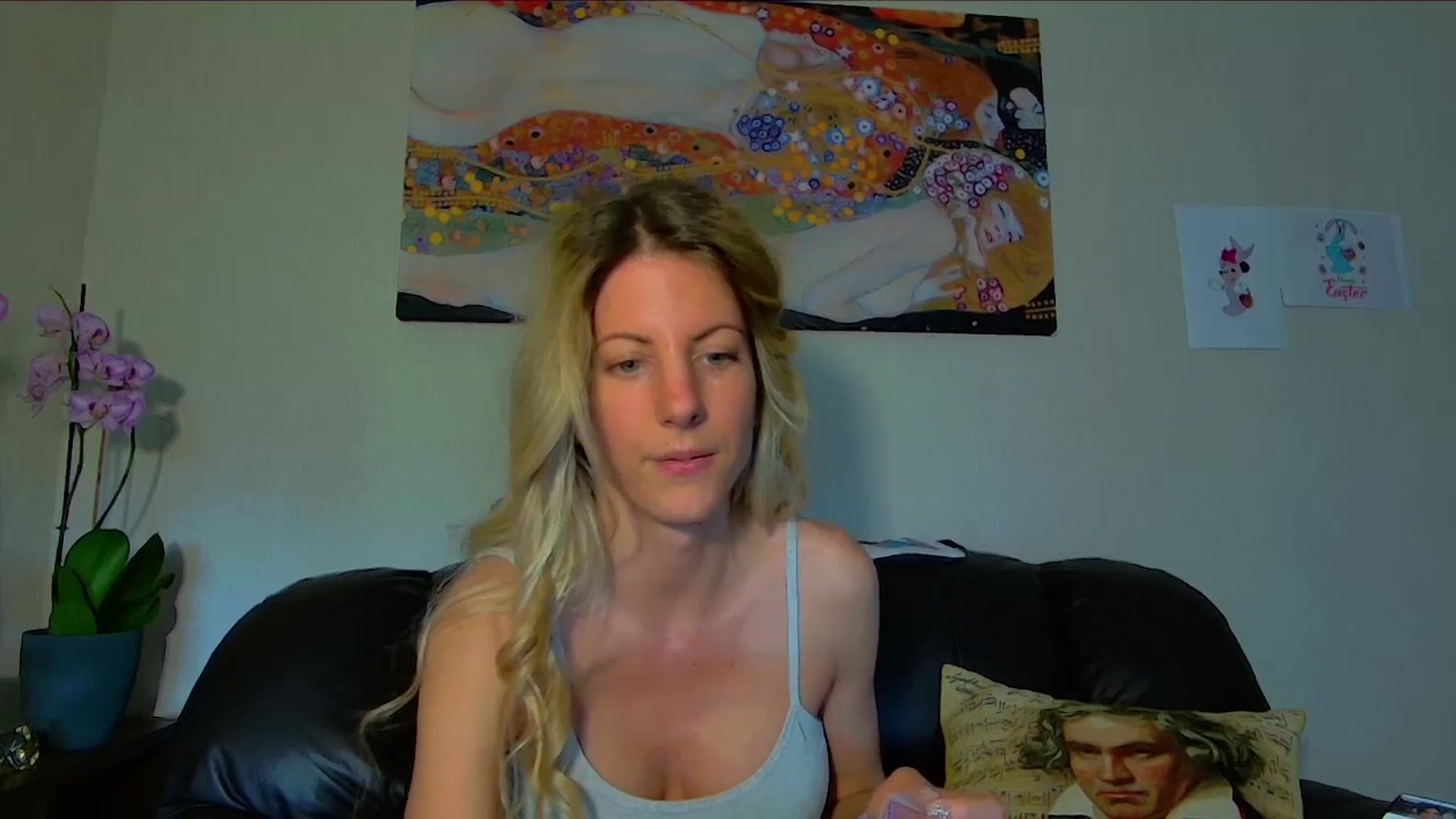 Gallery image thumbnail from Helenadoll's myfreecams stream on, 04/22/2025, 15:05 image 11 of 20