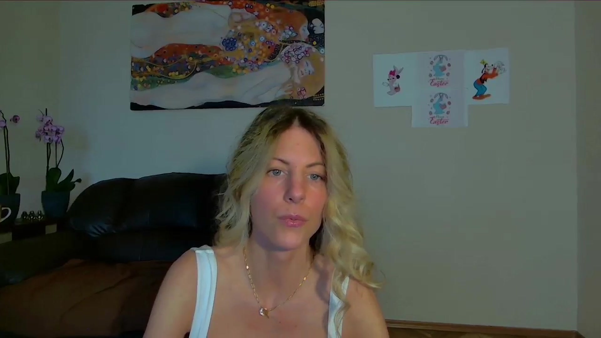 Gallery image thumbnail from Helenadoll's myfreecams stream on, 04/26/2025, 12:34 image 18 of 20
