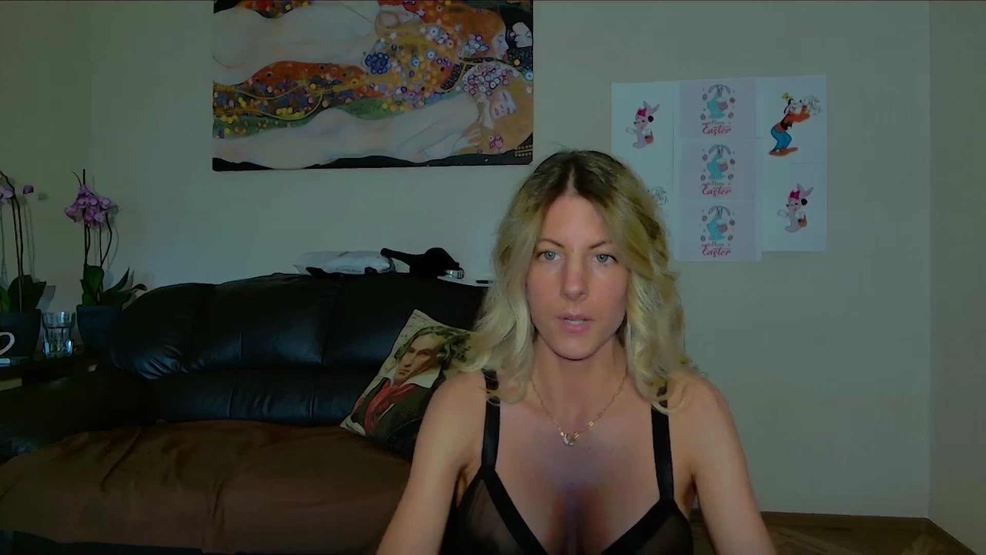 Gallery image thumbnail from Helenadoll's myfreecams stream on, 04/29/2025, 16:04 image 10 of 20