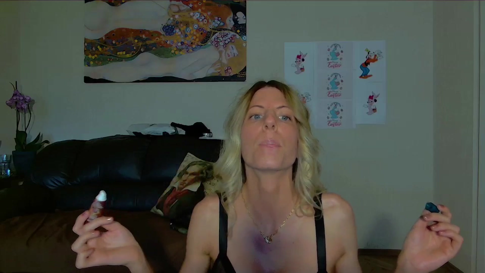 Gallery image thumbnail from Helenadoll's myfreecams stream on, 04/29/2025, 16:04 image 13 of 20
