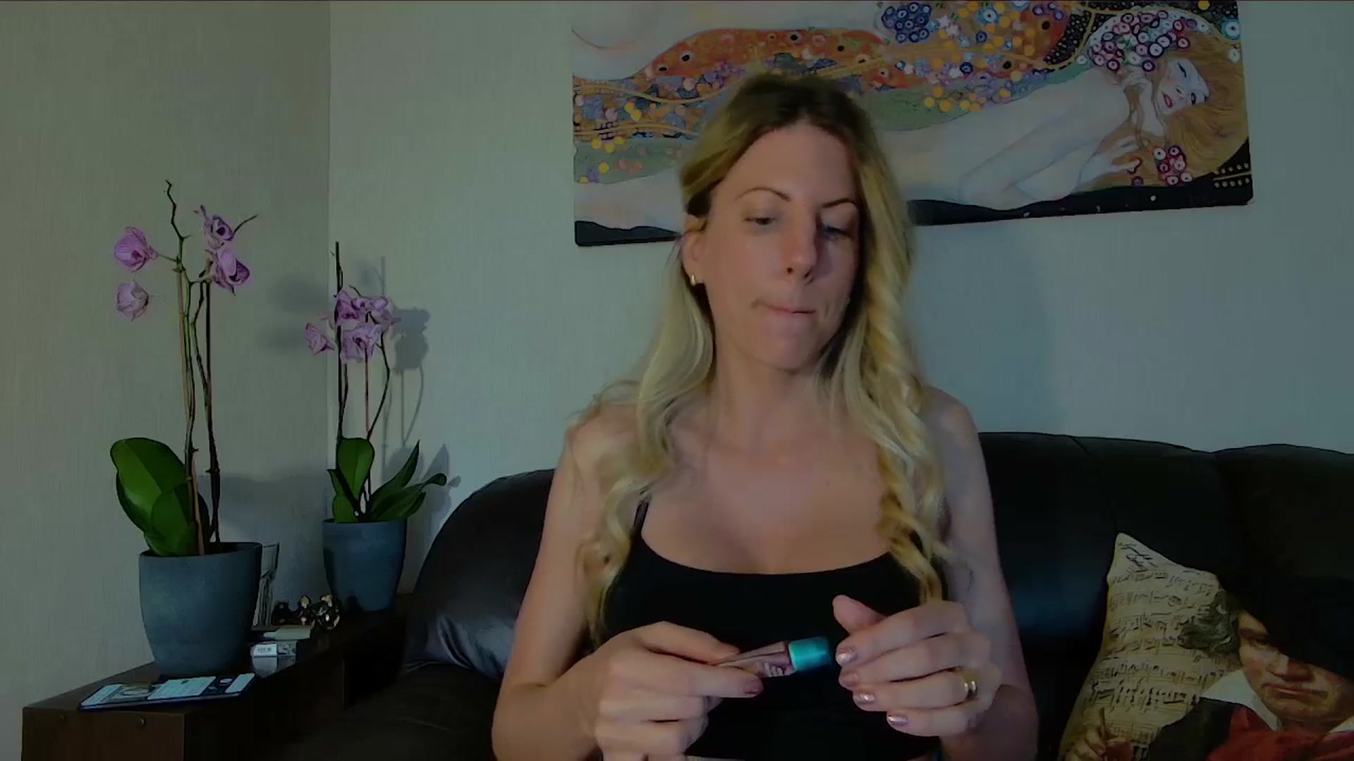 Gallery image thumbnail from Helenadoll's myfreecams stream on, 05/01/2025, 13:23 image 13 of 20