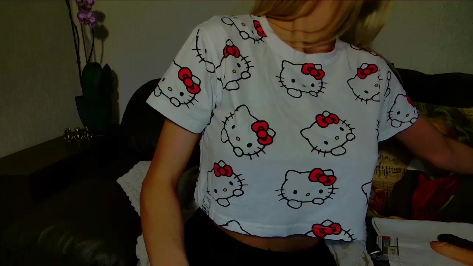 Gallery image thumbnail from Helenadoll's myfreecams stream on, 05/08/2025, 11:44 image 16 of 20