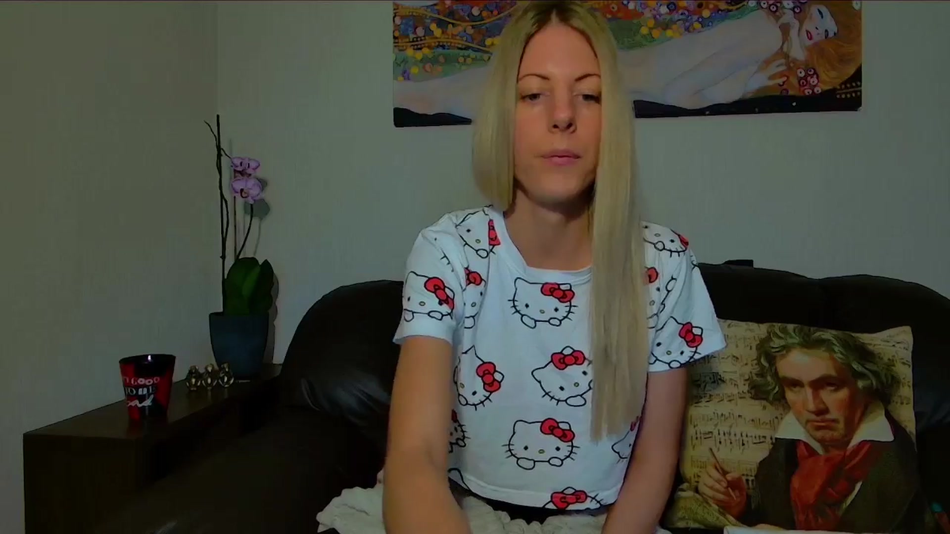 Gallery image thumbnail from Helenadoll's myfreecams stream on, 05/08/2025, 15:02 image 3 of 20