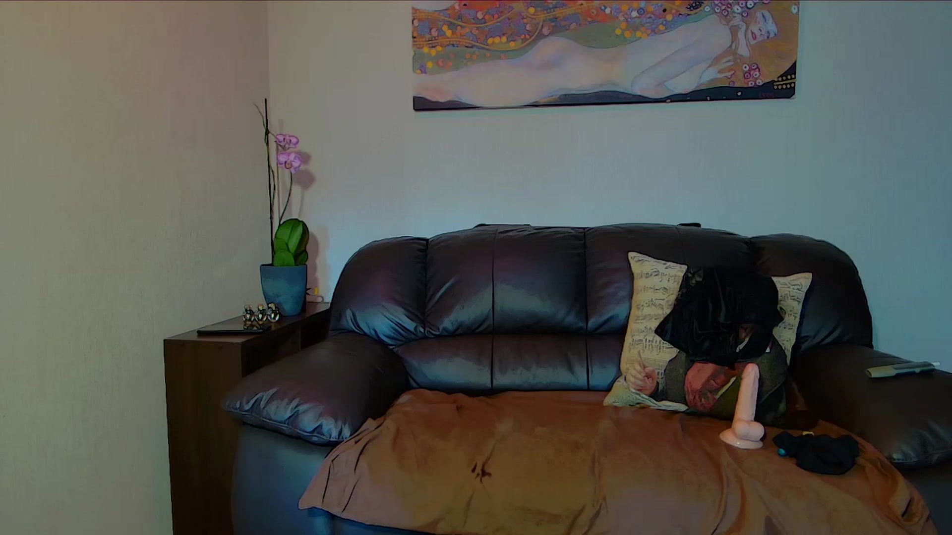 Gallery image thumbnail from Helenadoll's myfreecams stream on, 05/10/2025, 15:00 image 15 of 20