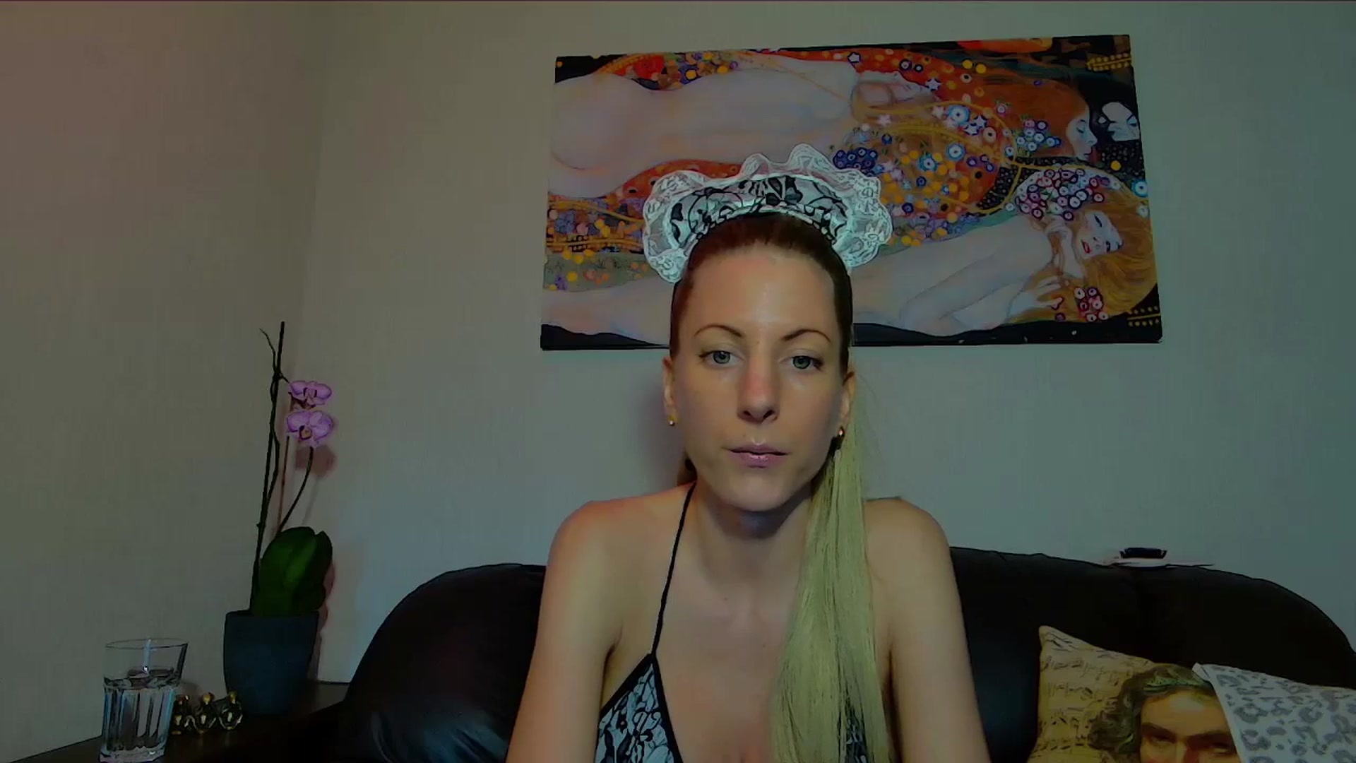 Gallery image thumbnail from Helenadoll's myfreecams stream on, 05/13/2025, 19:02 image 2 of 20