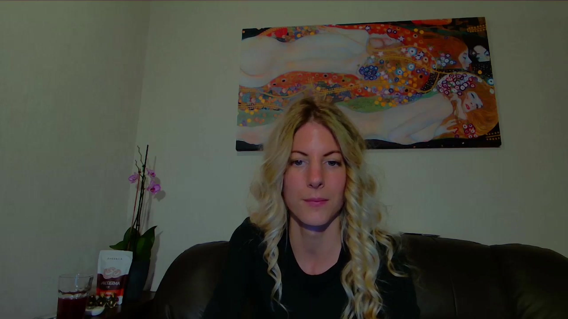 Gallery image thumbnail from Helenadoll's myfreecams stream on, 05/15/2025, 21:37 image 3 of 20