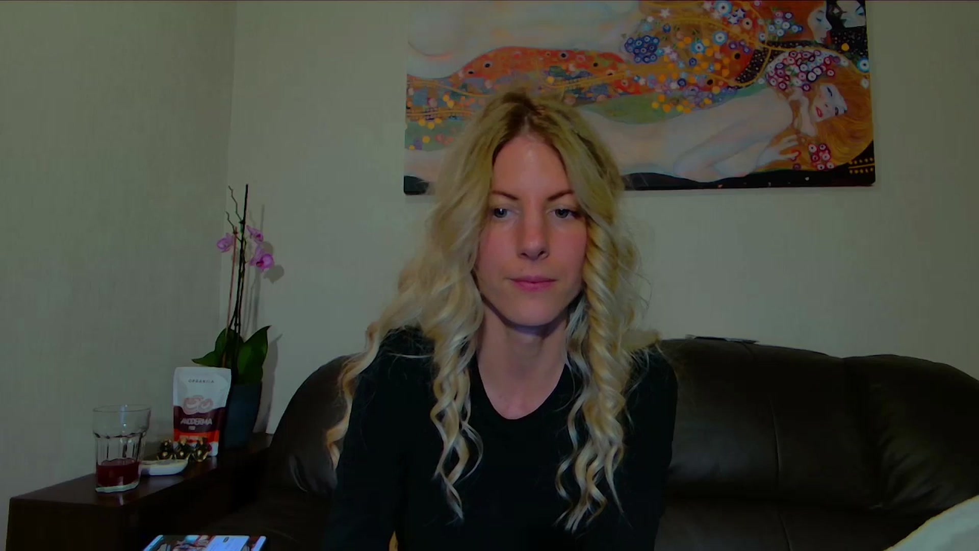 Gallery image thumbnail from Helenadoll's myfreecams stream on, 05/15/2025, 21:37 image 11 of 20