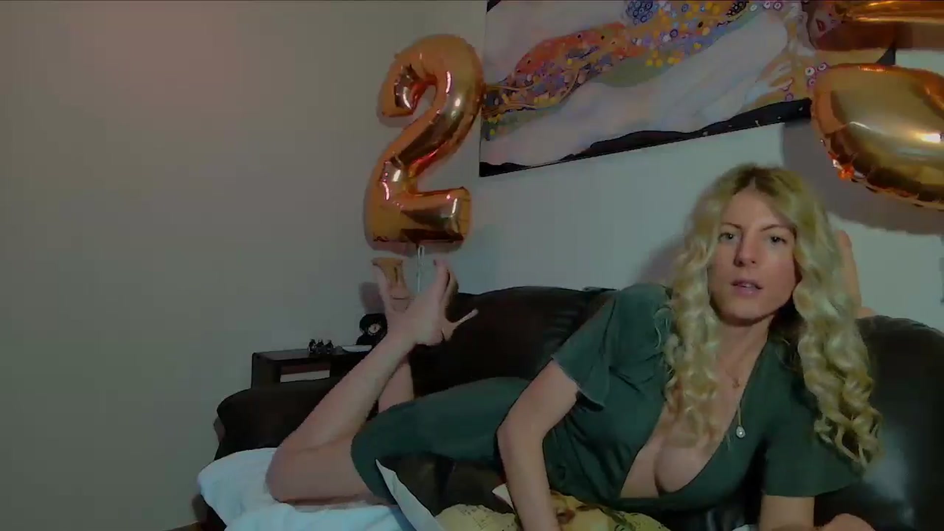 Gallery image thumbnail from Helenadoll's myfreecams stream on, 05/17/2025, 17:21 image 14 of 20
