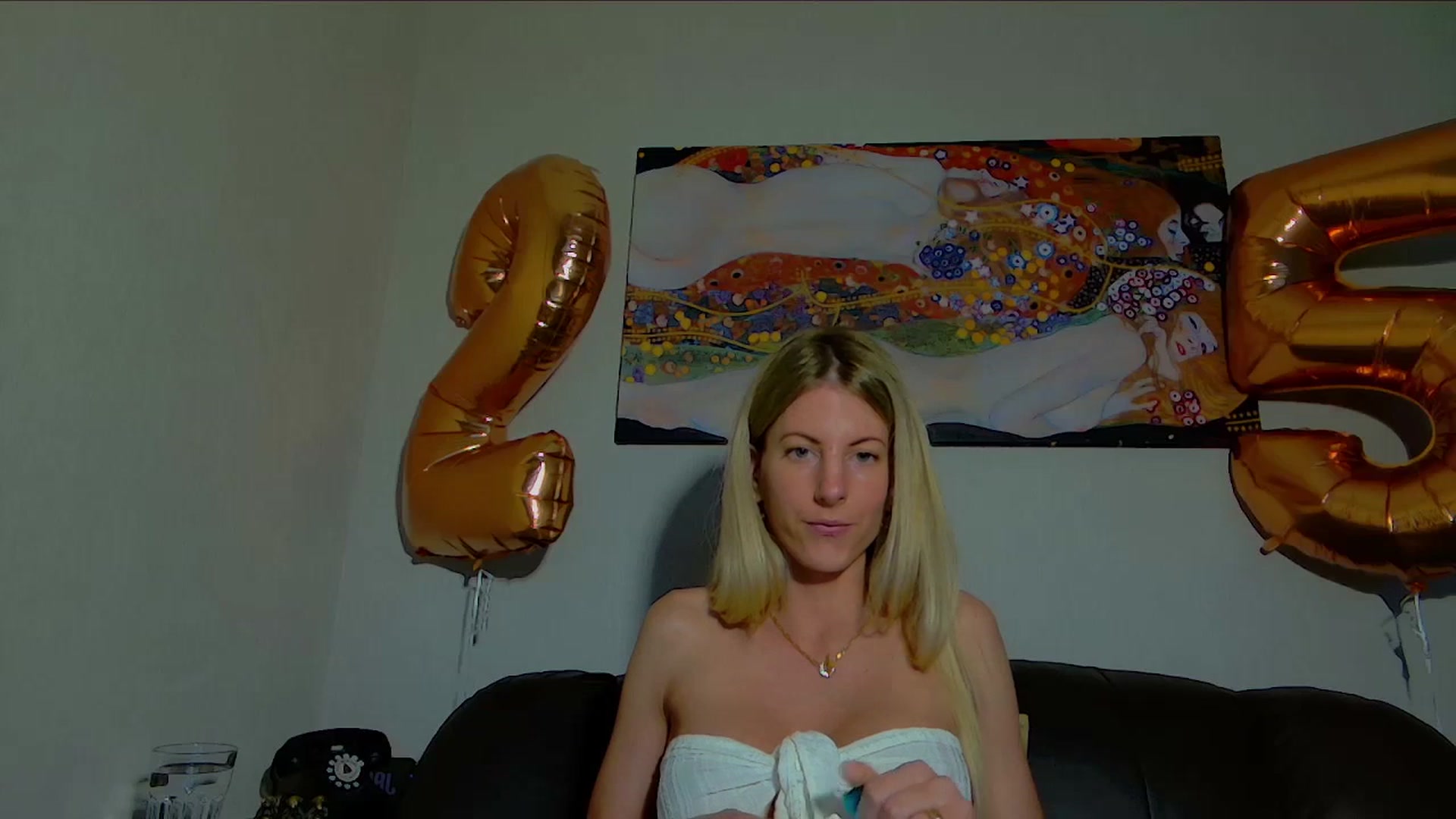 Gallery image thumbnail from Helenadoll's myfreecams stream on, 05/28/2025, 18:19 image 20 of 20