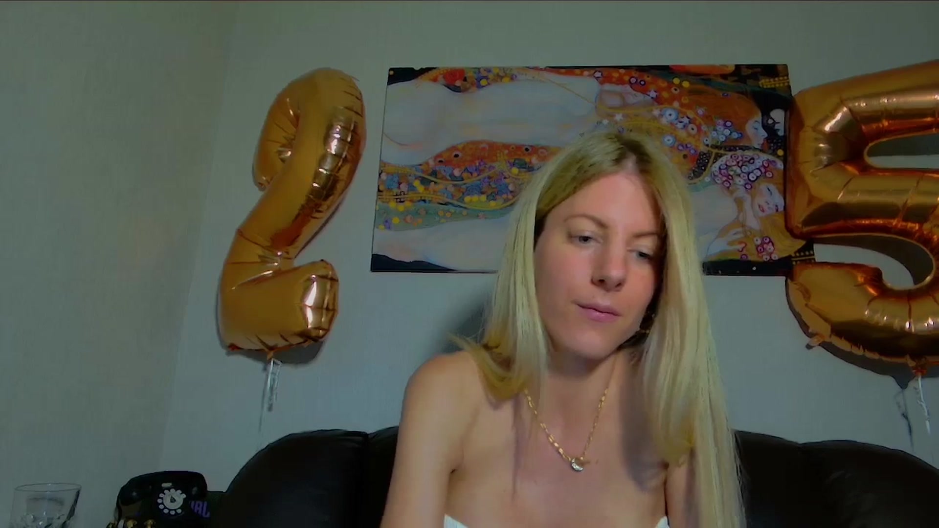 Gallery image thumbnail from Helenadoll's myfreecams stream on, 05/28/2025, 18:19 image 10 of 20