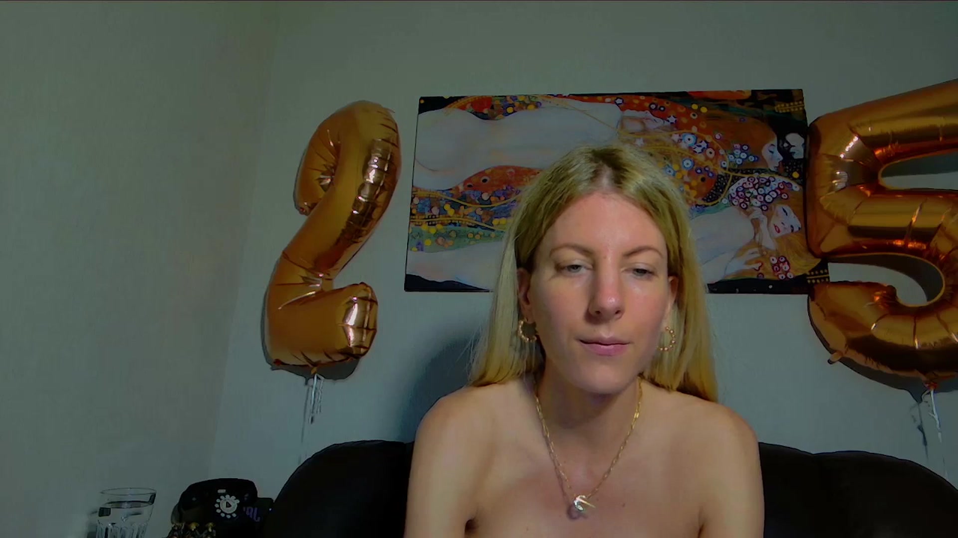 Gallery image thumbnail from Helenadoll's myfreecams stream on, 05/28/2025, 18:19 image 17 of 20