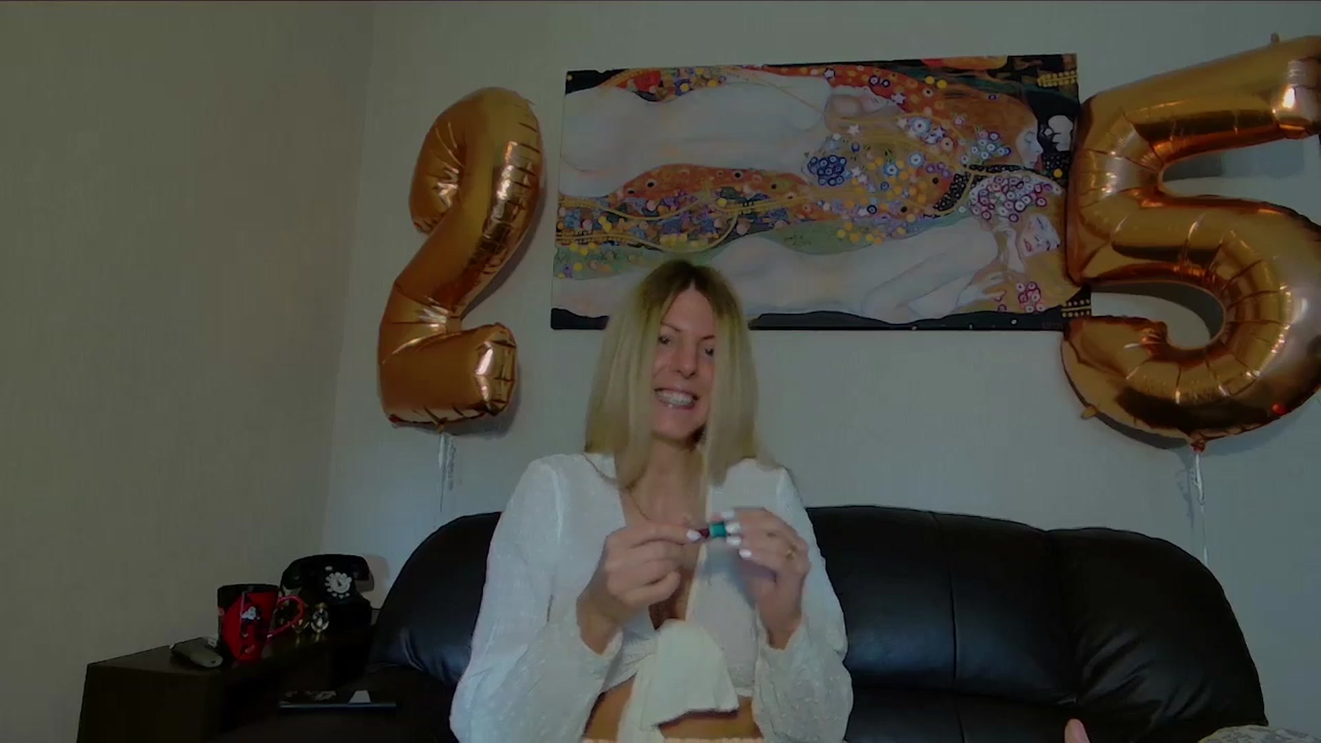Gallery image thumbnail from Helenadoll's myfreecams stream on, 05/29/2025, 11:23 image 9 of 20