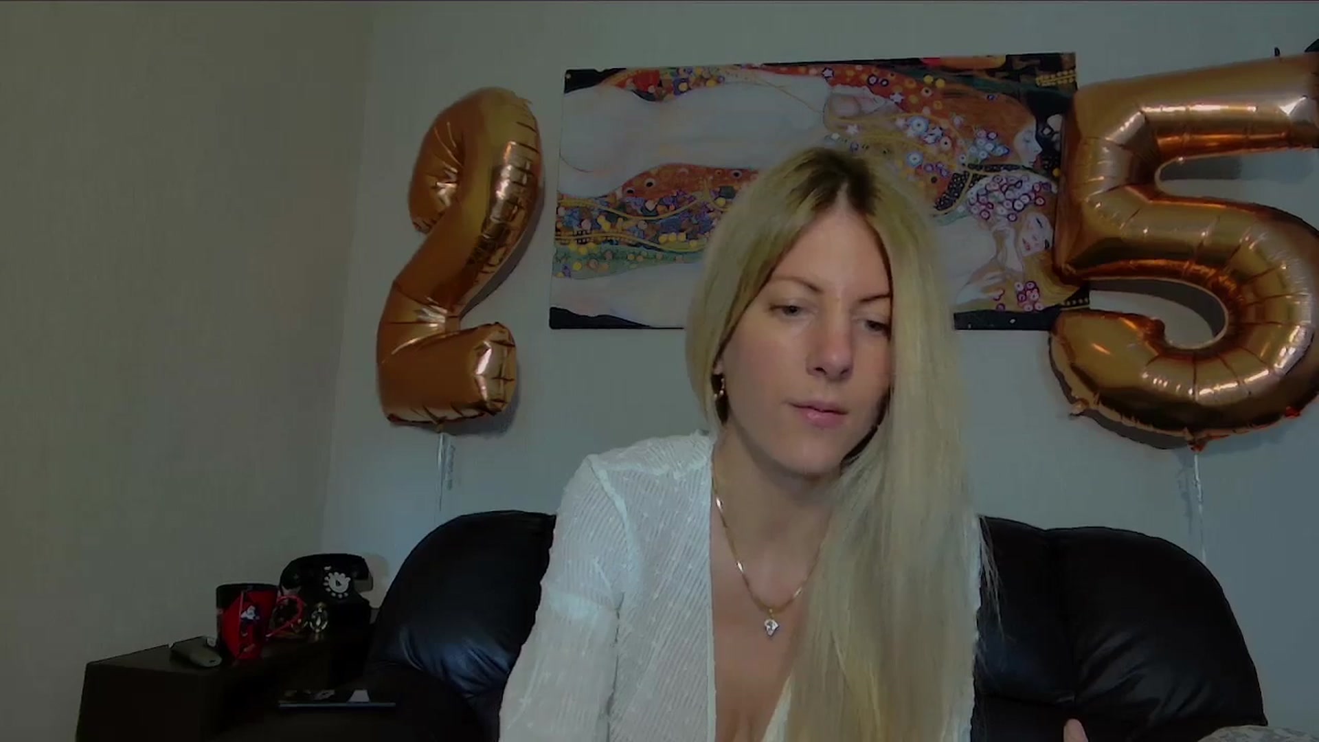 Gallery image thumbnail from Helenadoll's myfreecams stream on, 05/29/2025, 11:23 image 10 of 20