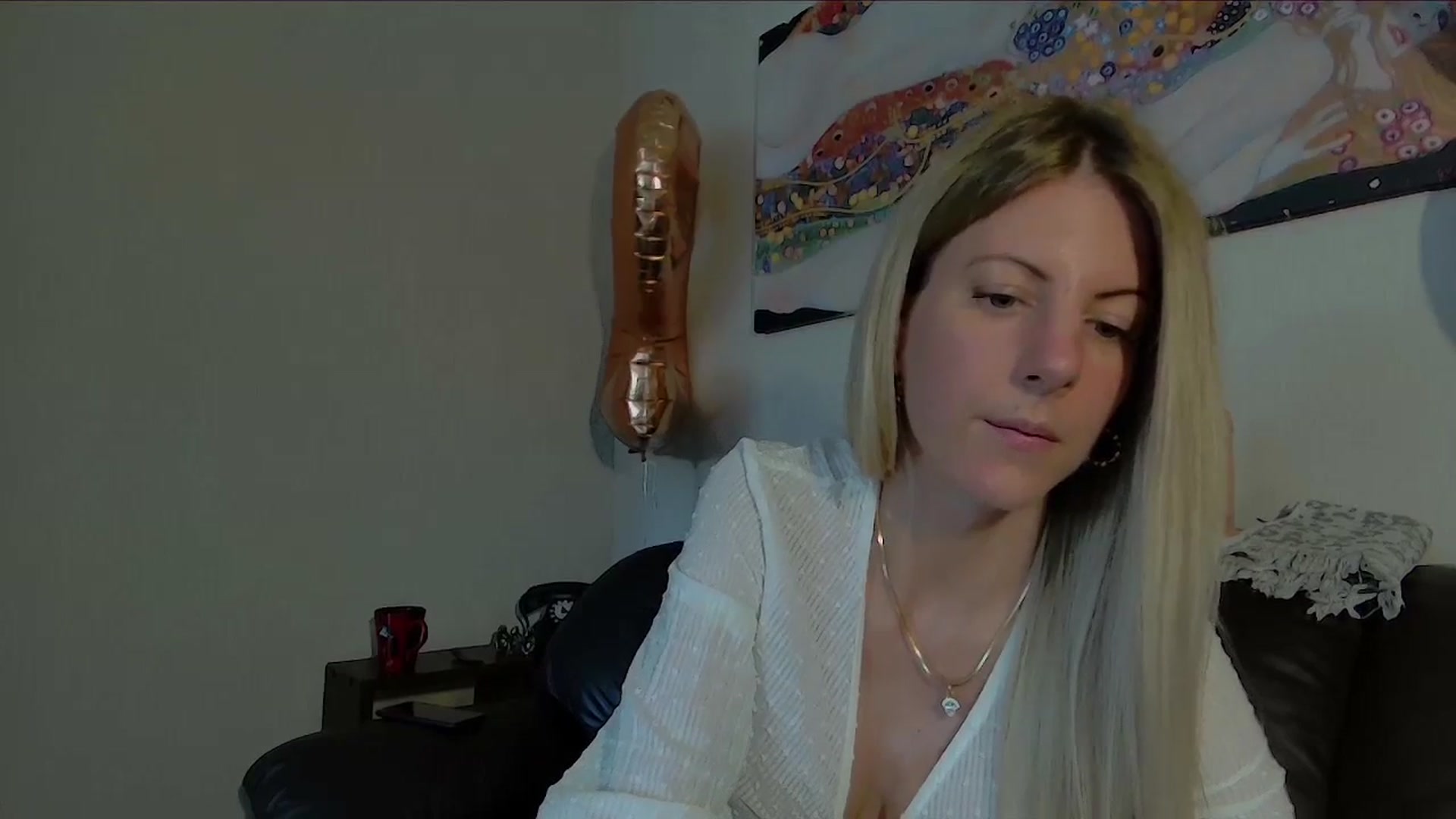 Gallery image thumbnail from Helenadoll's myfreecams stream on, 05/29/2025, 14:09 image 8 of 20