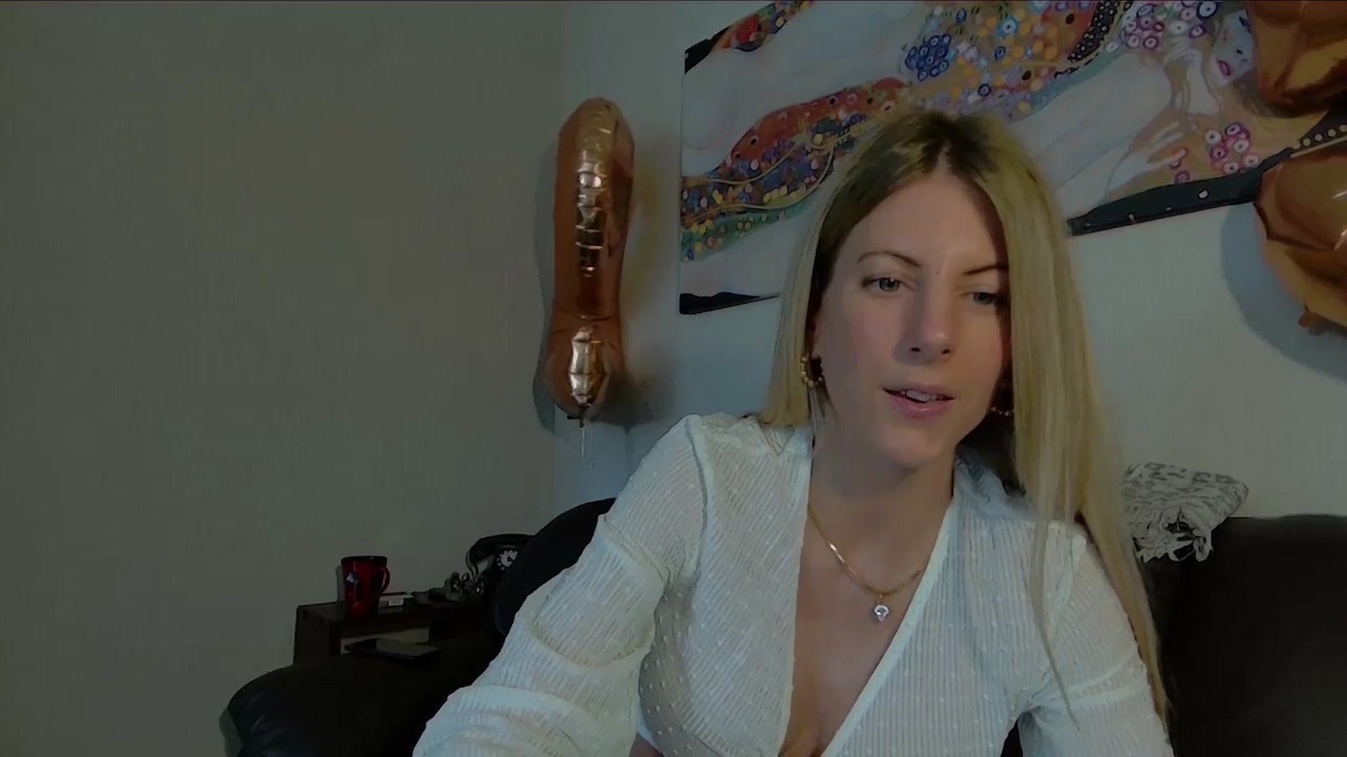 Gallery image thumbnail from Helenadoll's myfreecams stream on, 05/29/2025, 14:09 image 6 of 20