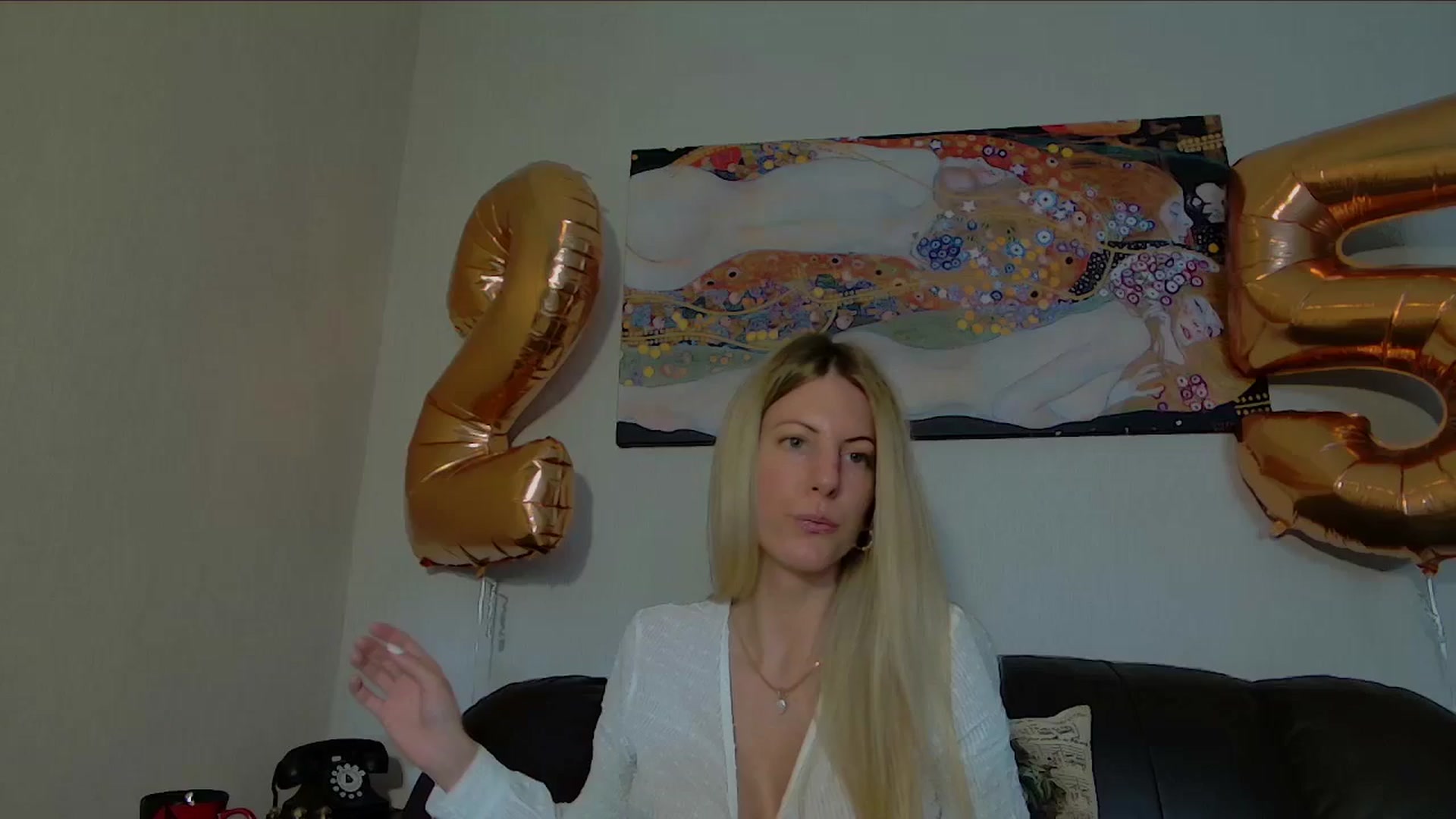 Gallery image thumbnail from Helenadoll's myfreecams stream on, 05/29/2025, 14:09 image 1 of 20