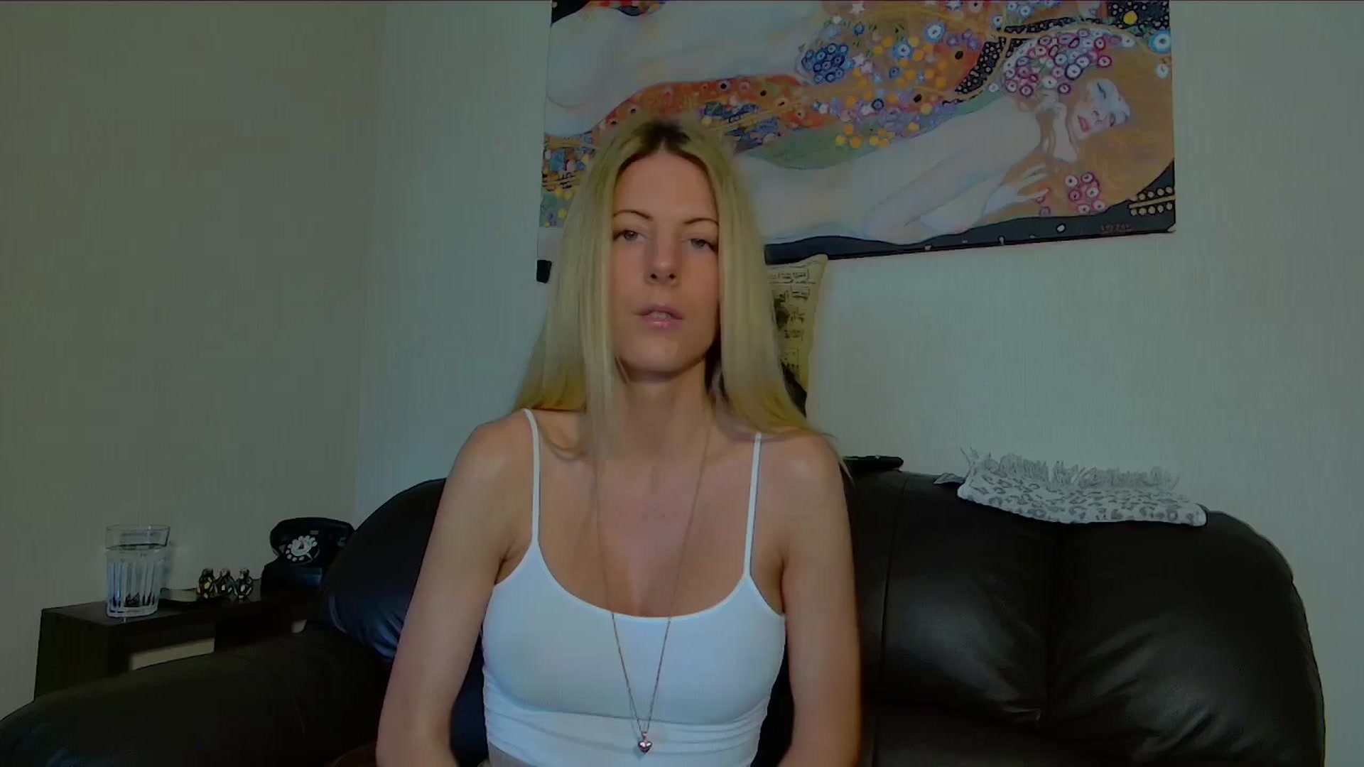 Gallery image thumbnail from Helenadoll's myfreecams stream on, 06/04/2025, 11:46 image 13 of 20