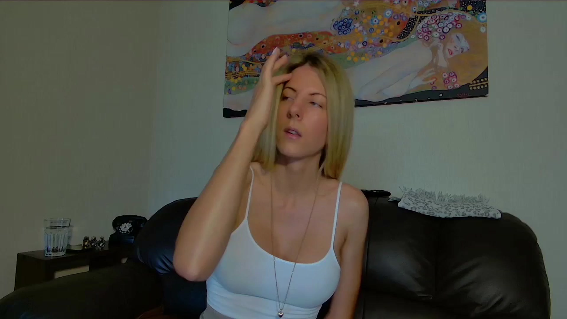 Gallery image thumbnail from Helenadoll's myfreecams stream on, 06/04/2025, 11:46 image 4 of 20