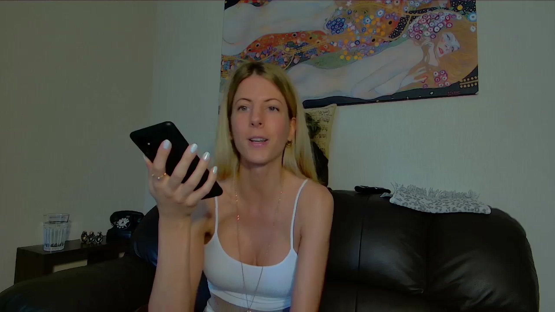 Gallery image thumbnail from Helenadoll's myfreecams stream on, 06/04/2025, 11:46 image 18 of 20