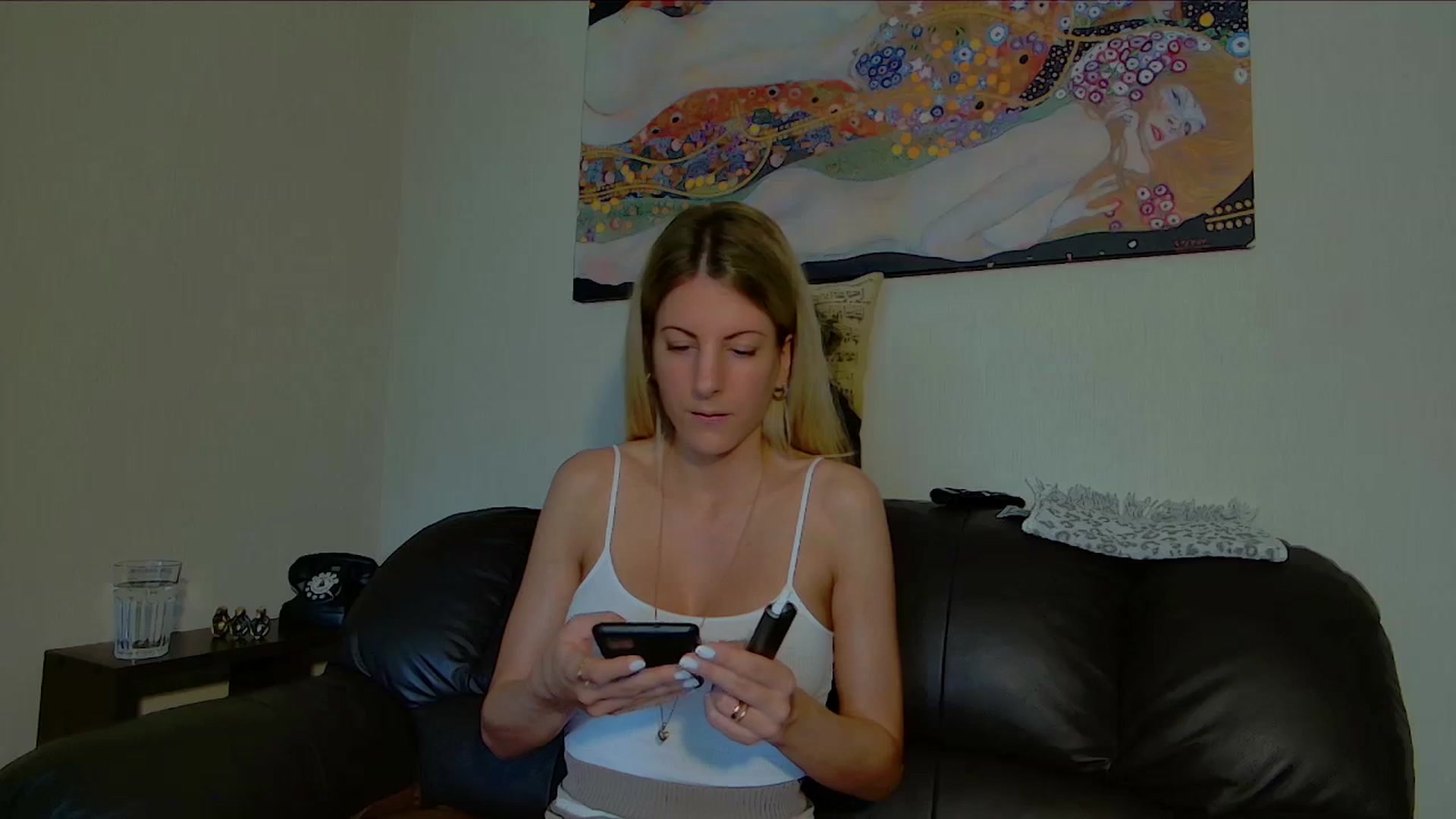 Gallery image thumbnail from Helenadoll's myfreecams stream on, 06/04/2025, 11:46 image 19 of 20