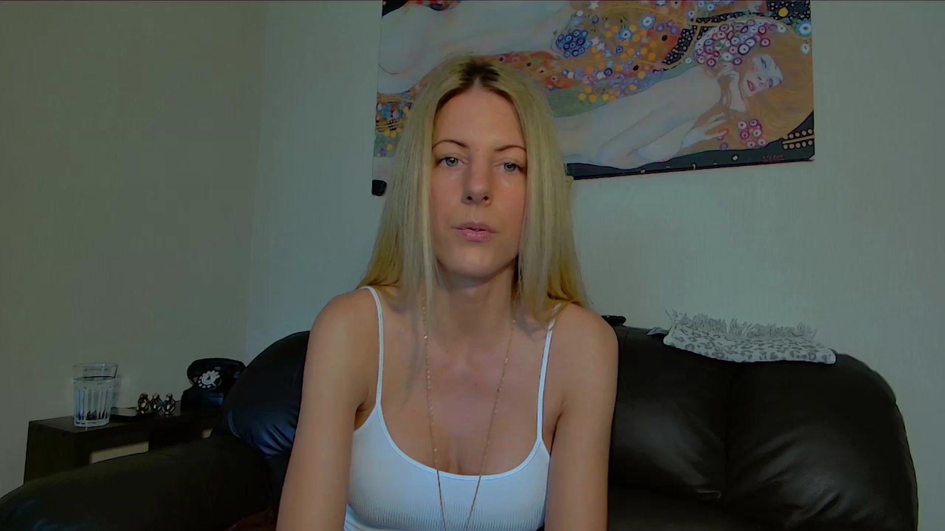 Gallery image thumbnail from Helenadoll's myfreecams stream on, 06/04/2025, 11:46 image 11 of 20