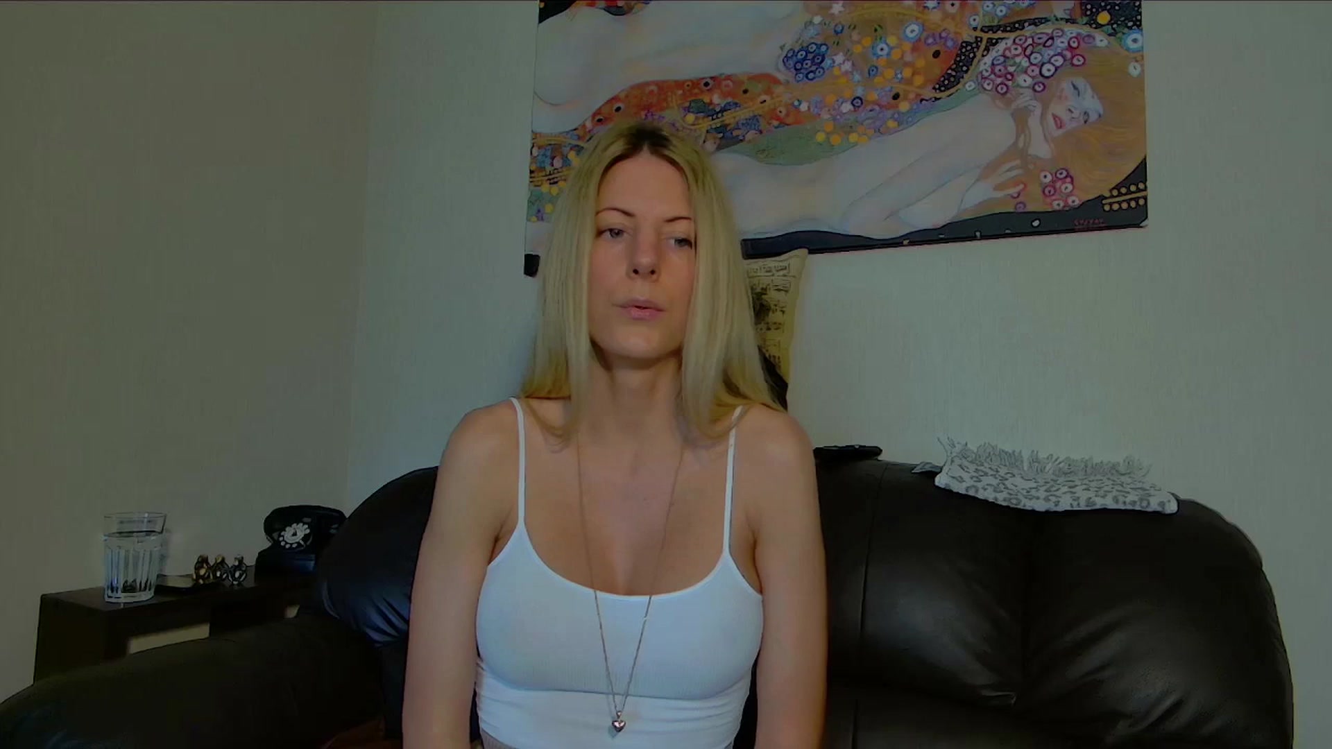 Gallery image thumbnail from Helenadoll's myfreecams stream on, 06/04/2025, 11:46 image 12 of 20