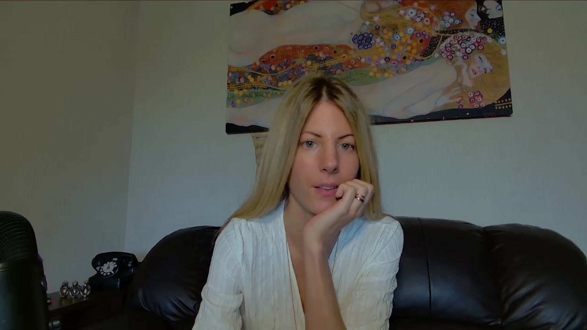 Gallery image thumbnail from Helenadoll's myfreecams stream on, 06/10/2025, 17:16 image 10 of 20