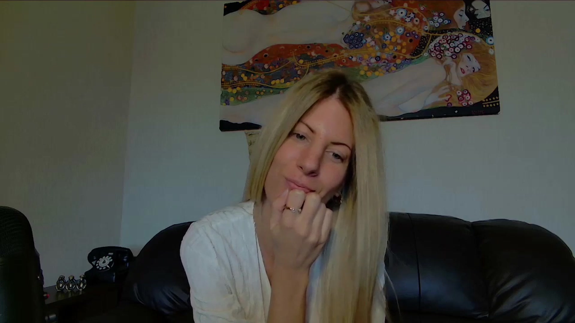 Gallery image thumbnail from Helenadoll's myfreecams stream on, 06/10/2025, 17:16 image 4 of 20