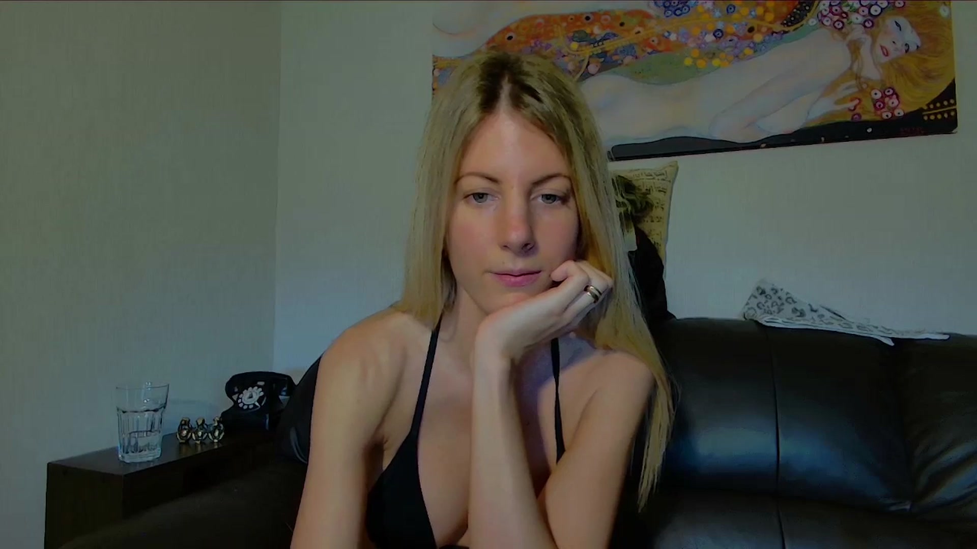 Gallery image thumbnail from Helenadoll's myfreecams stream on, 06/18/2025, 16:10 image 5 of 20