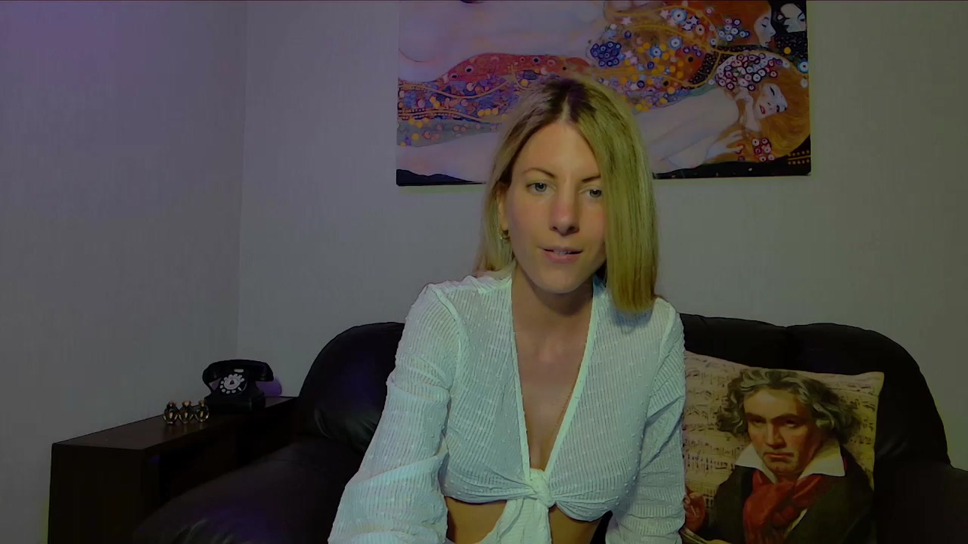 Gallery image thumbnail from Helenadoll's myfreecams stream on, 06/28/2025, 19:58 image 16 of 20