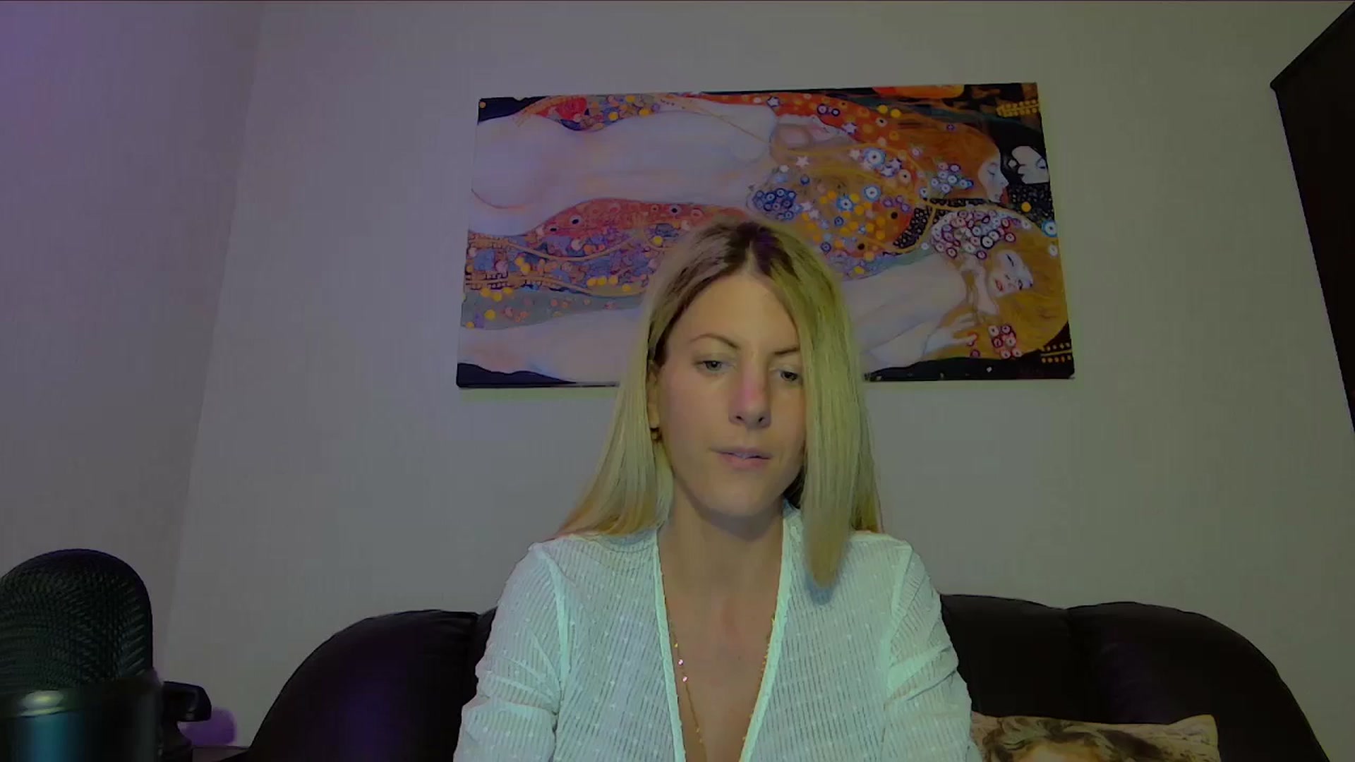 Gallery image thumbnail from Helenadoll's myfreecams stream on, 06/28/2025, 19:58 image 3 of 20