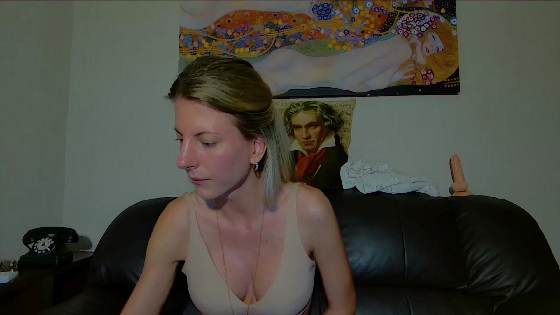 Gallery image thumbnail from Helenadoll's myfreecams stream on, 07/04/2025, 20:25 image 16 of 20
