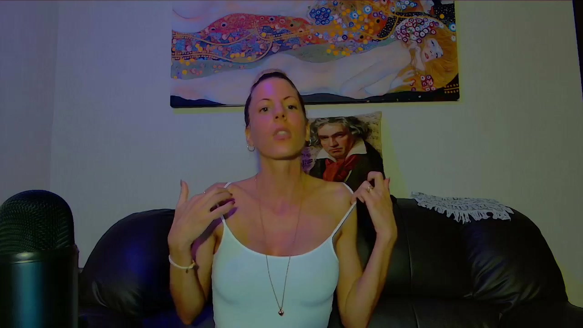 Gallery image thumbnail from Helenadoll's myfreecams stream on, 07/11/2025, 21:51 image 14 of 20