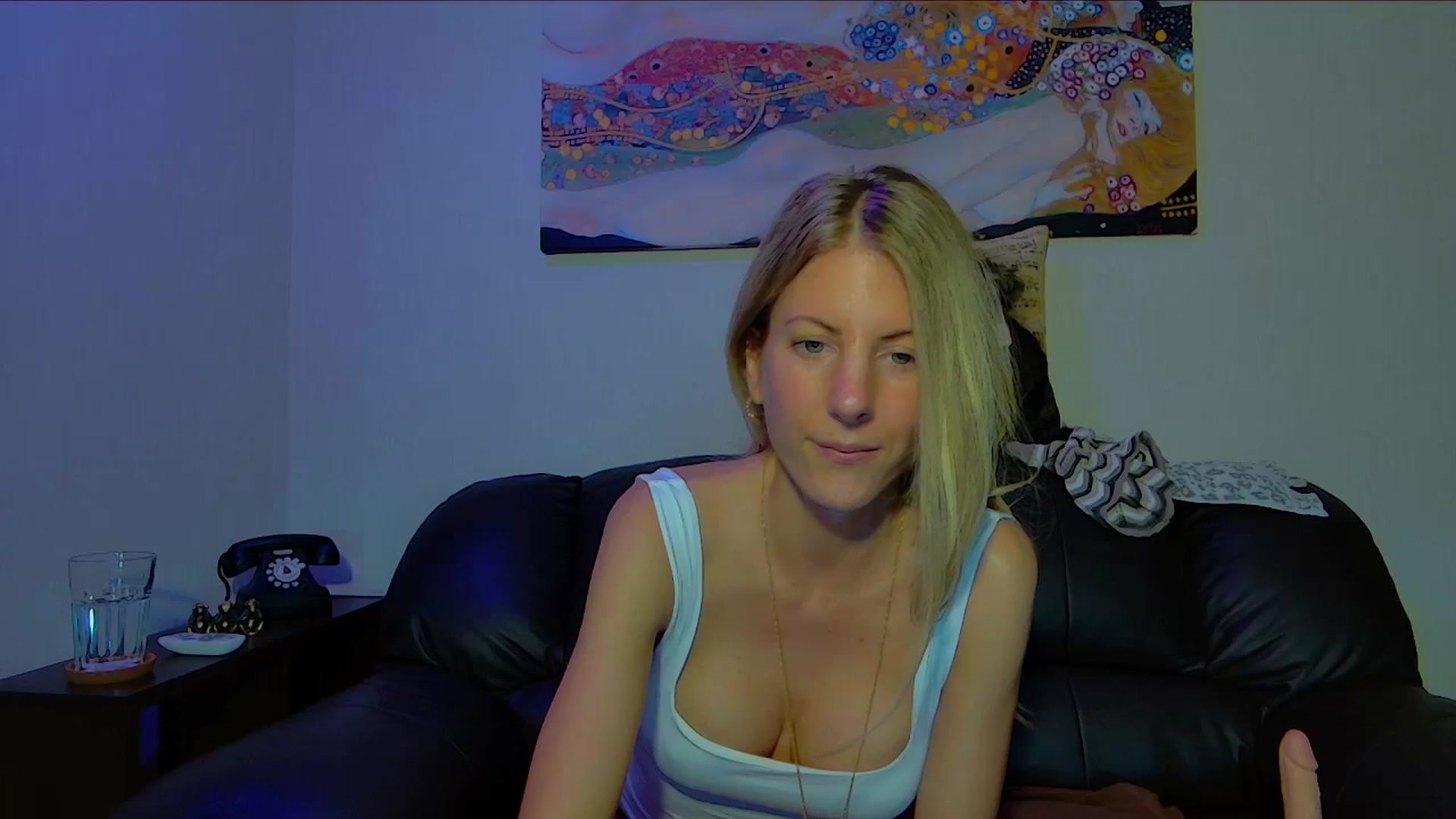 Gallery image thumbnail from Helenadoll's myfreecams stream on, 07/16/2025, 15:33 image 8 of 20