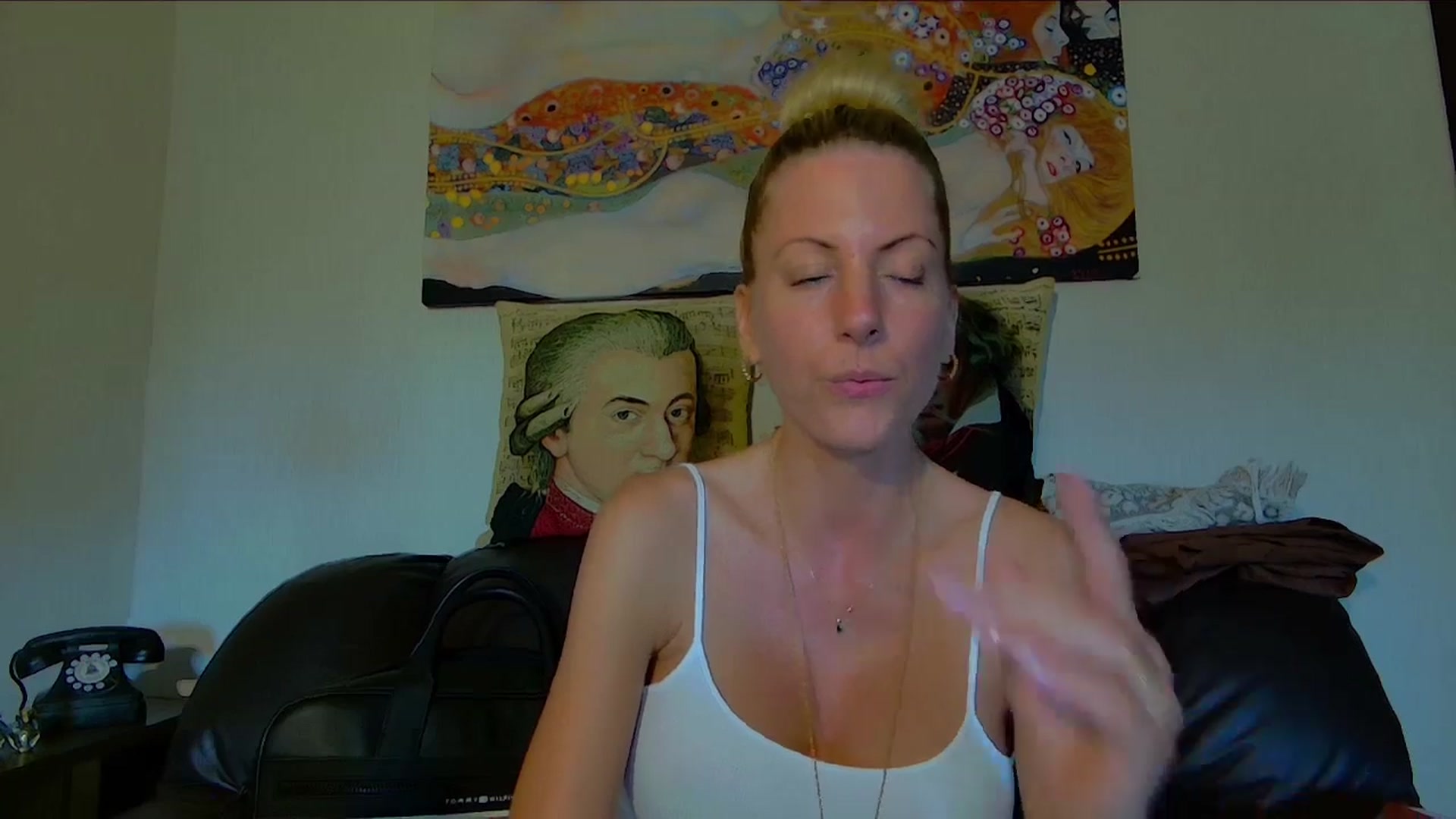 Gallery image thumbnail from Helenadoll's myfreecams stream on, 07/31/2025, 16:58 image 9 of 20