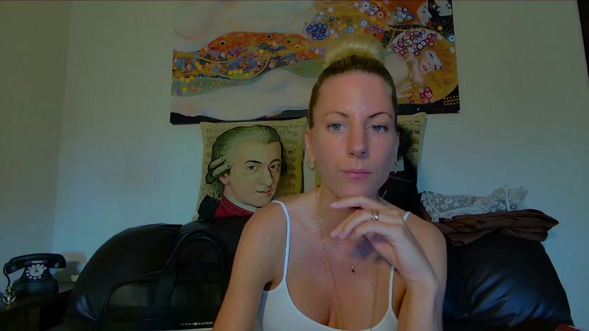 Gallery image thumbnail from Helenadoll's myfreecams stream on, 07/31/2025, 16:58 image 2 of 20