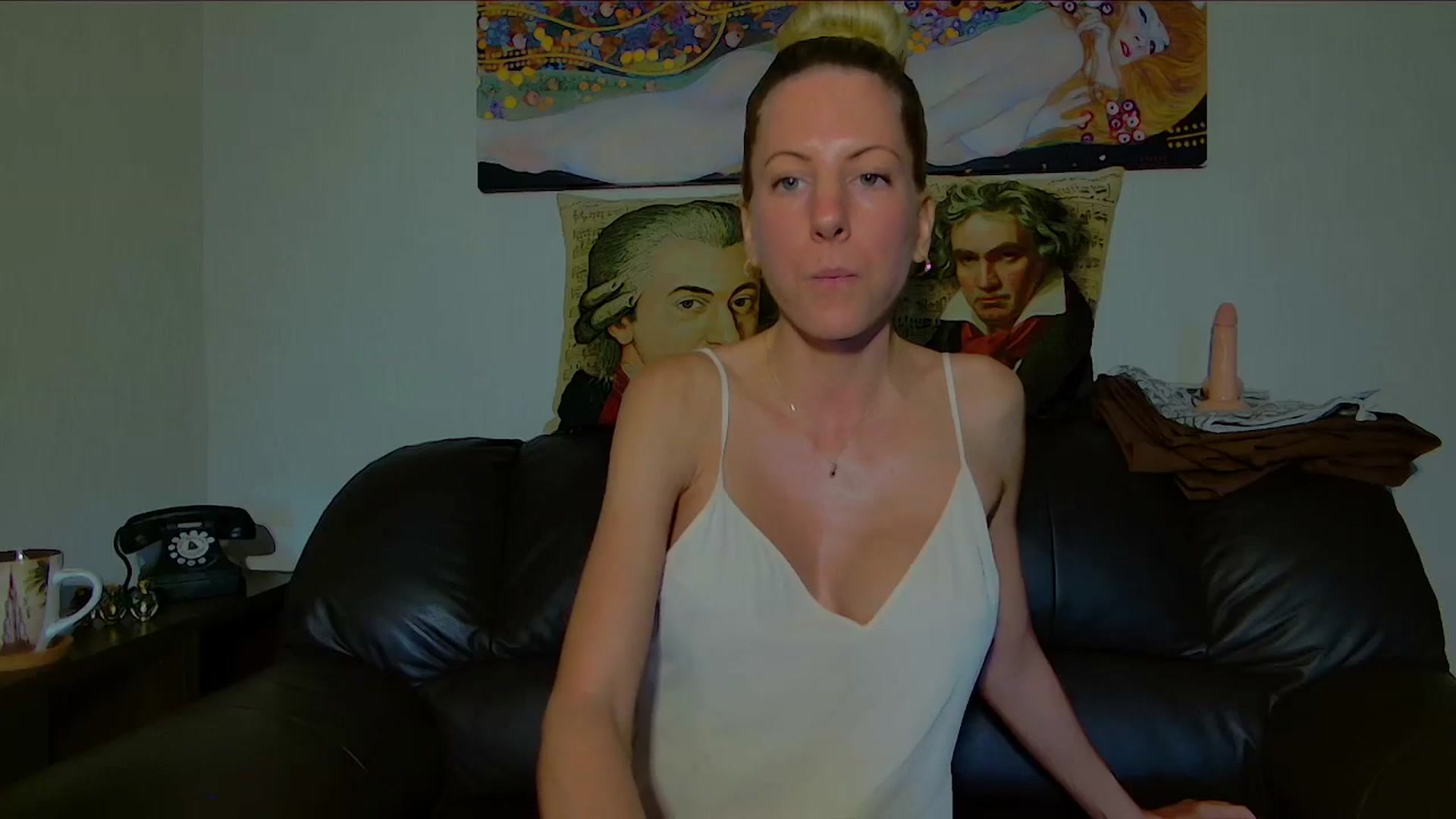 Gallery image thumbnail from Helenadoll's myfreecams stream on, 08/01/2025, 11:25 image 6 of 20