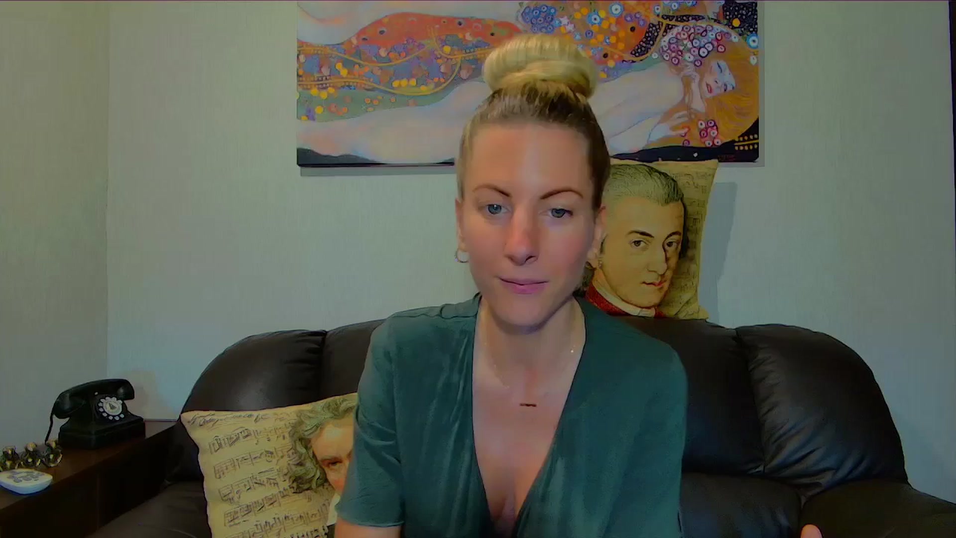Gallery image thumbnail from Helenadoll's myfreecams stream on, 09/19/2025, 16:58 image 12 of 20