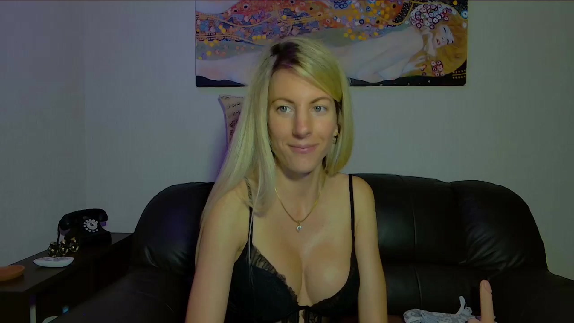 Gallery image thumbnail from Helenadoll's myfreecams stream on, 09/21/2025, 17:59 image 17 of 20