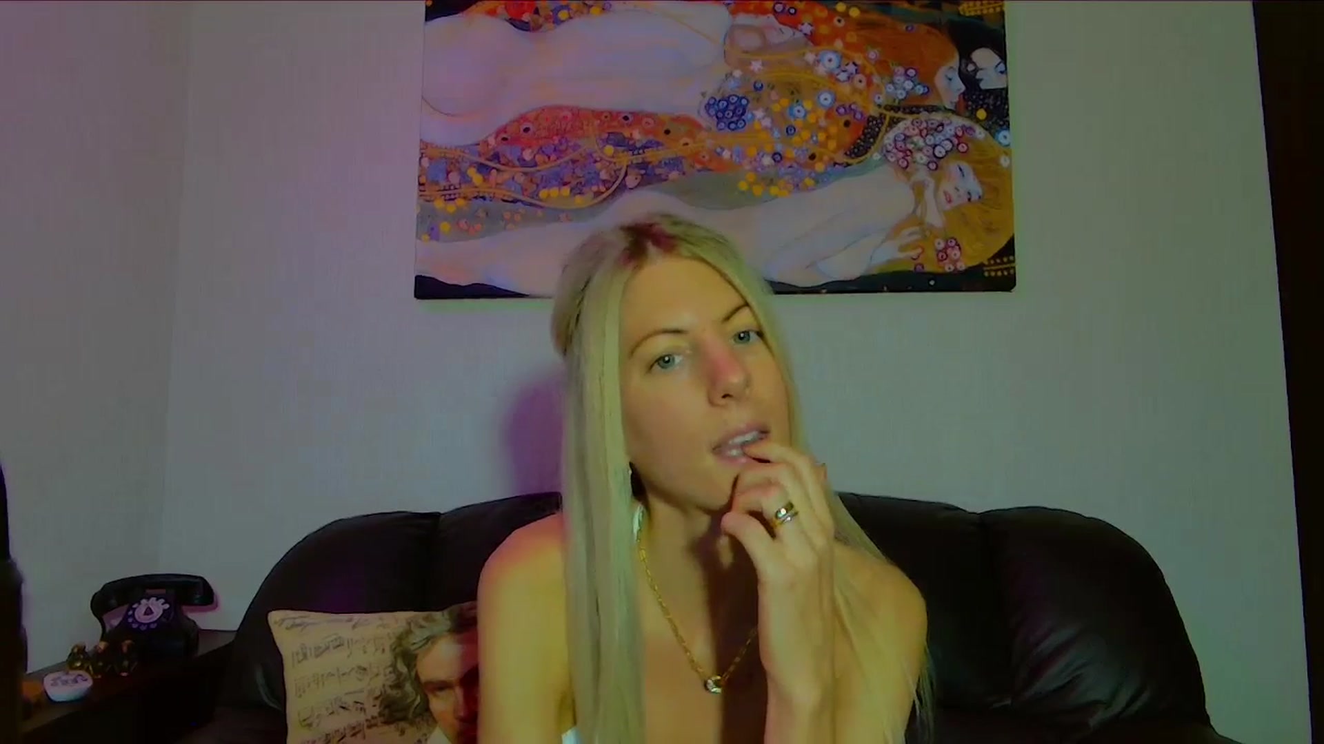 Gallery image thumbnail from Helenadoll's myfreecams stream on, 10/06/2025, 16:31 image 10 of 20