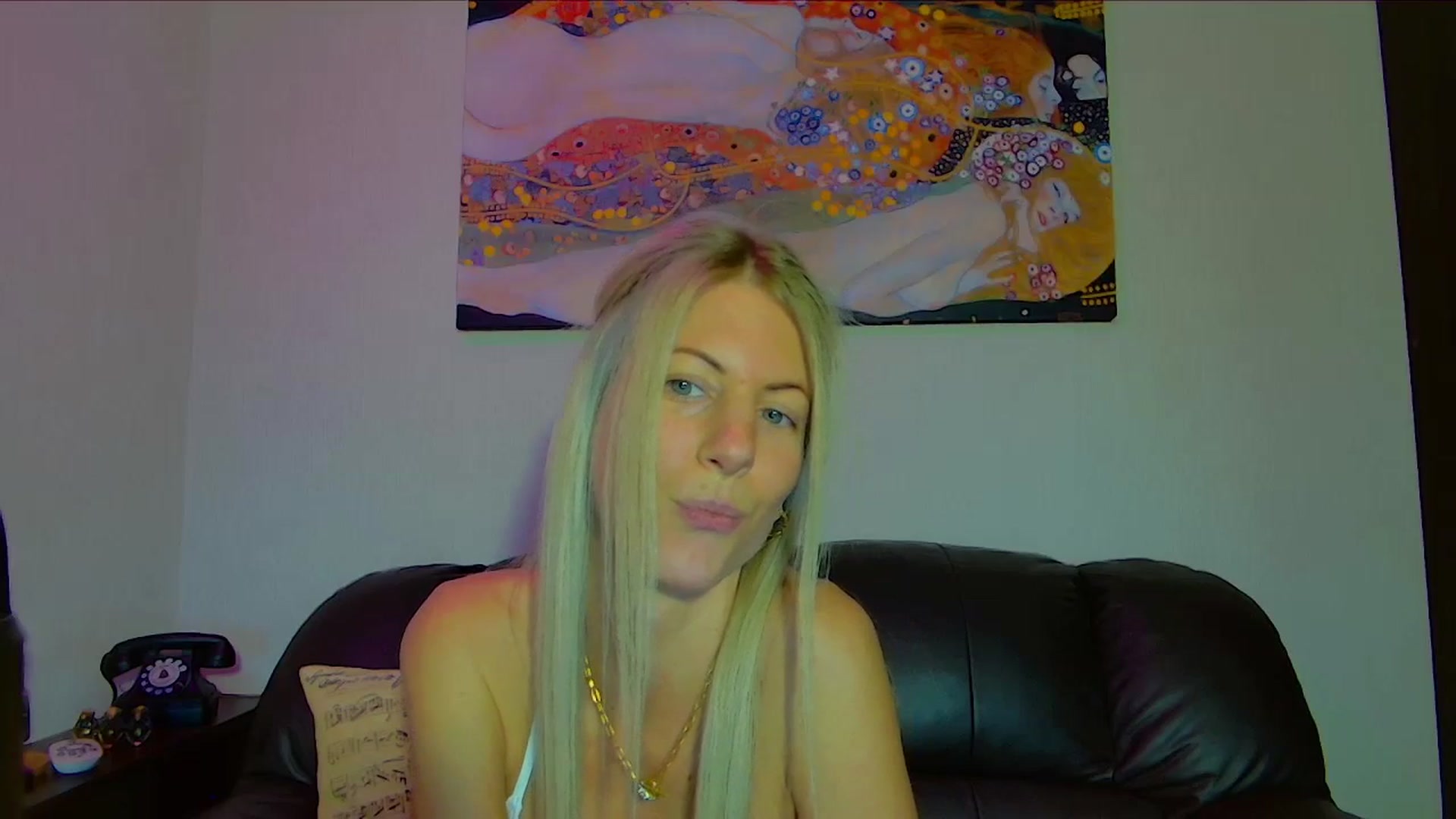 Gallery image thumbnail from Helenadoll's myfreecams stream on, 10/06/2025, 16:31 image 7 of 20
