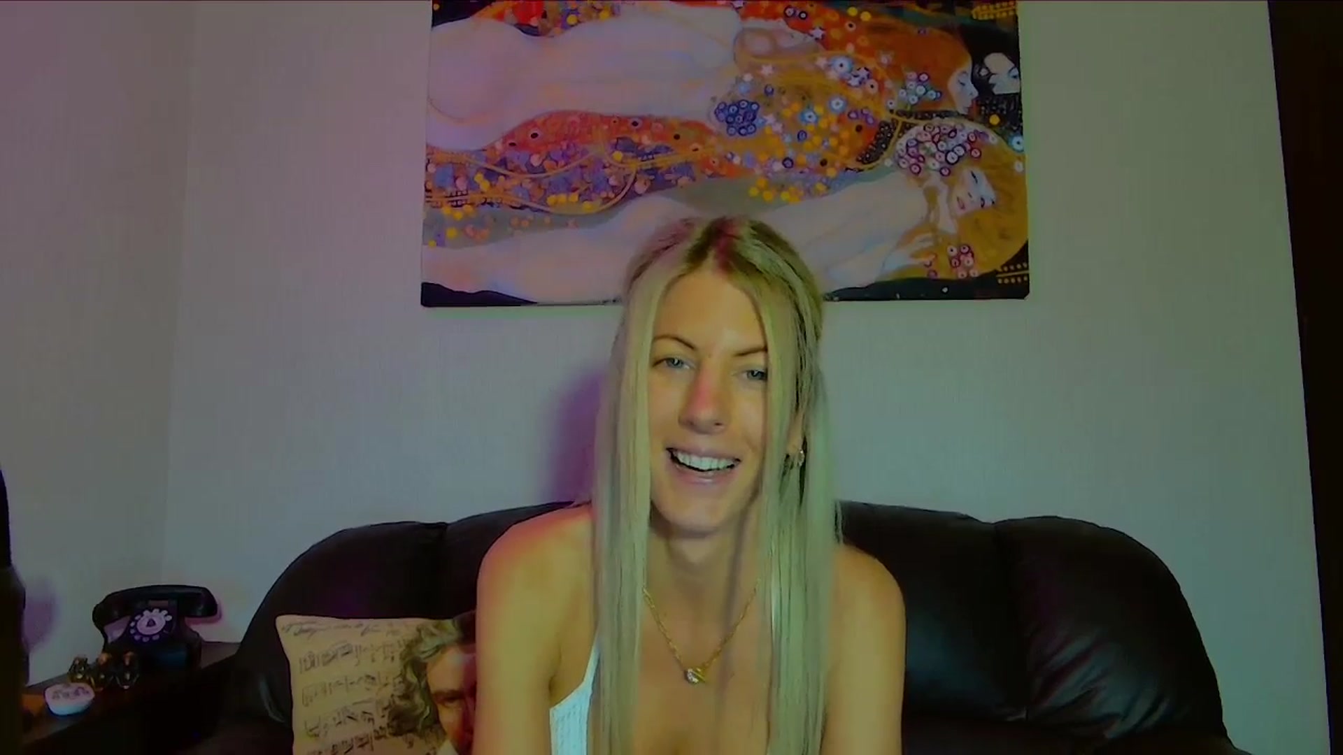 Gallery image thumbnail from Helenadoll's myfreecams stream on, 10/06/2025, 16:31 image 6 of 20