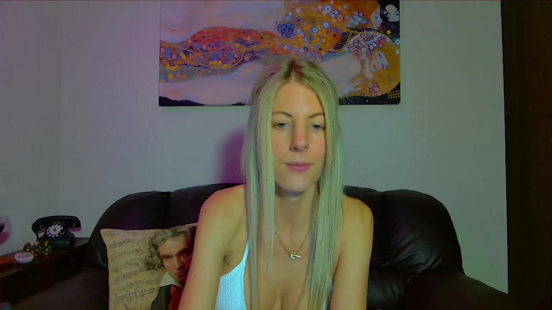 Gallery image thumbnail from Helenadoll's myfreecams stream on, 10/06/2025, 16:54 image 1 of 20