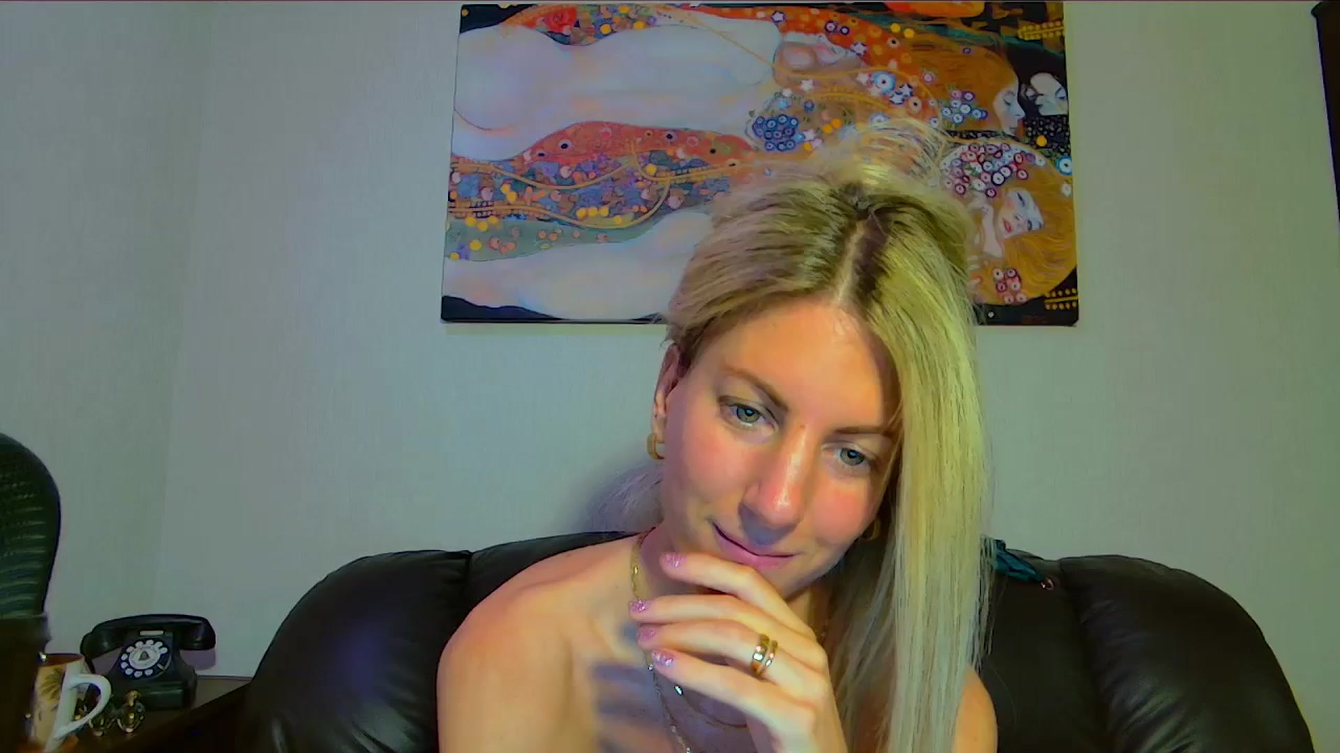 Gallery image thumbnail from Helenadoll's myfreecams stream on, 11/08/2025, 22:40 image 1 of 20