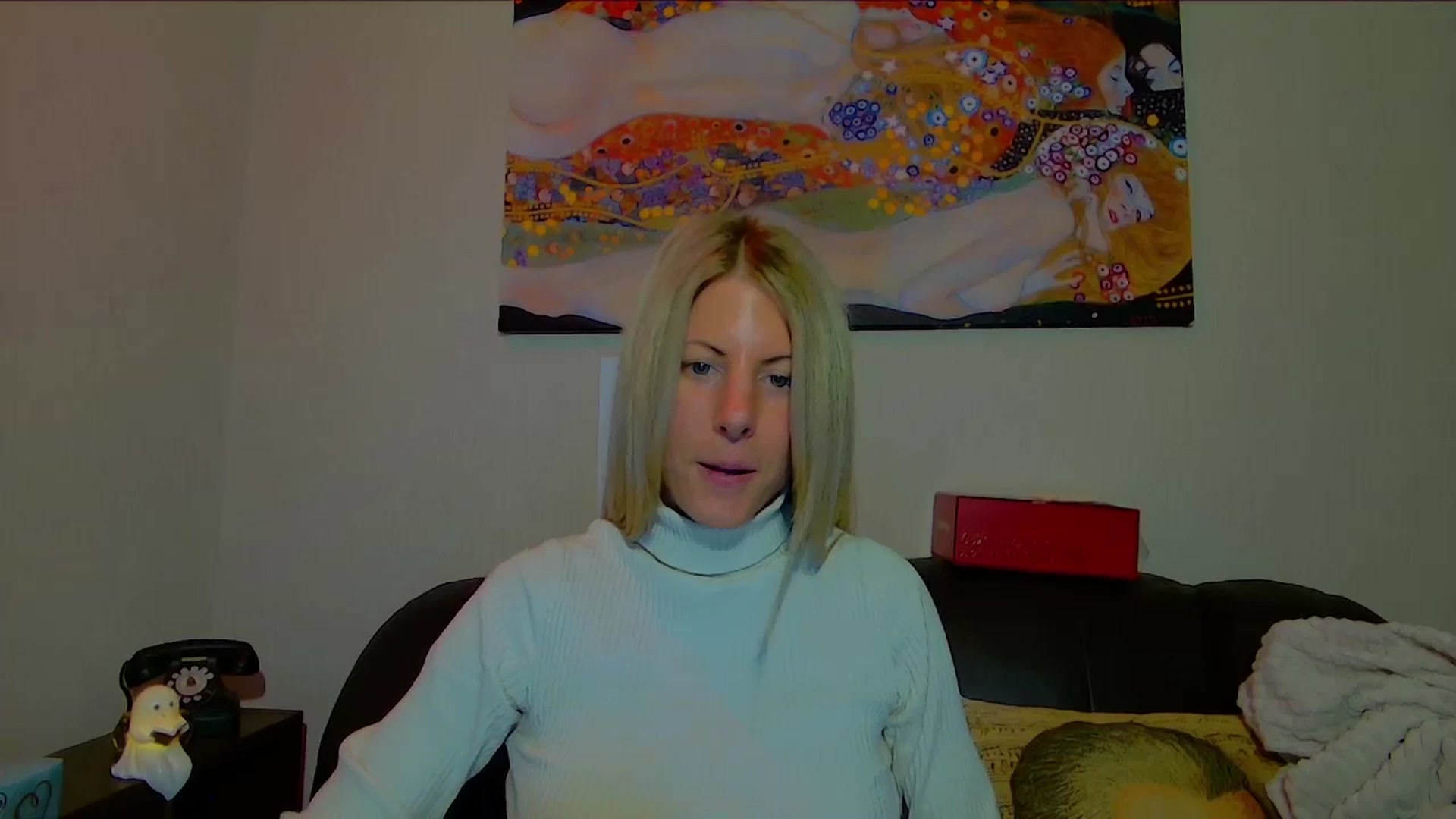 Gallery image thumbnail from Helenadoll's myfreecams stream on, 12/17/2025, 19:21 image 3 of 20