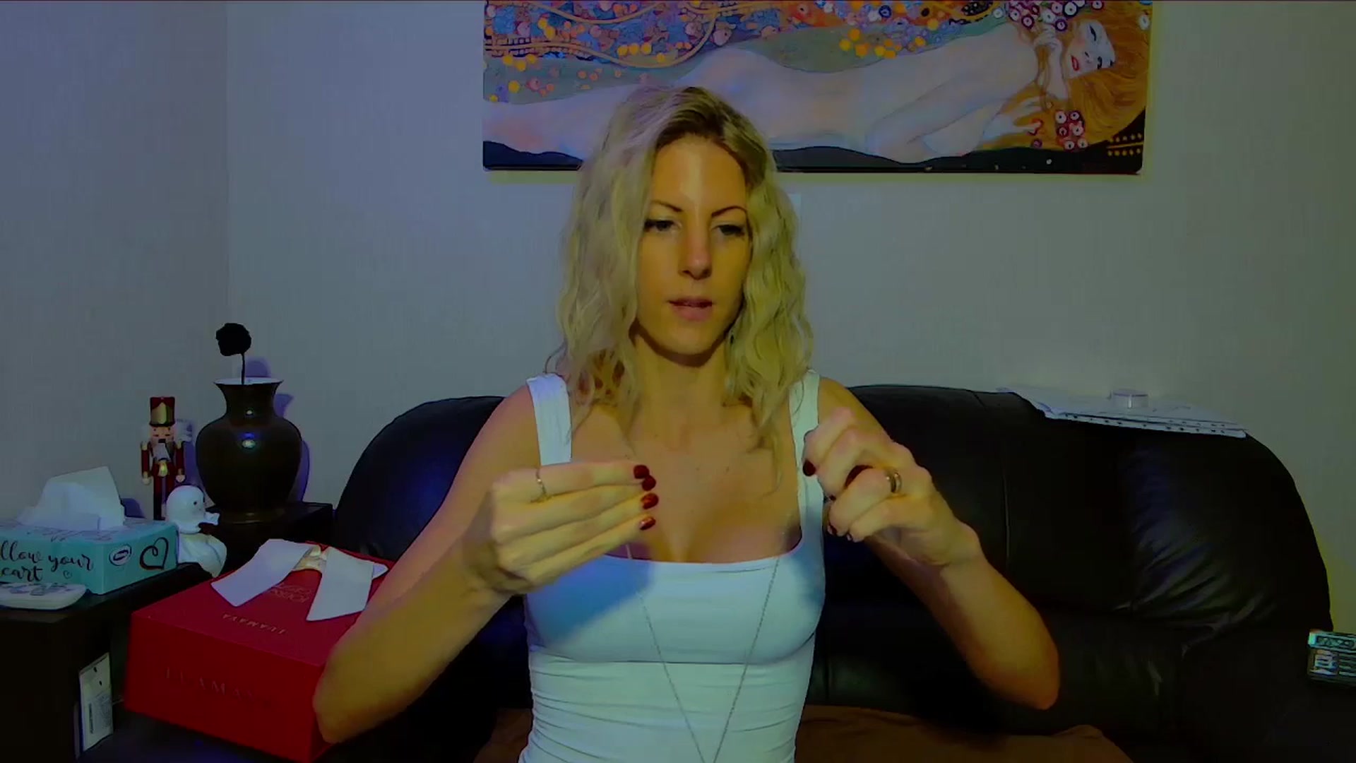Gallery image thumbnail from Helenadoll's myfreecams stream on, 12/29/2025, 18:59 image 16 of 20