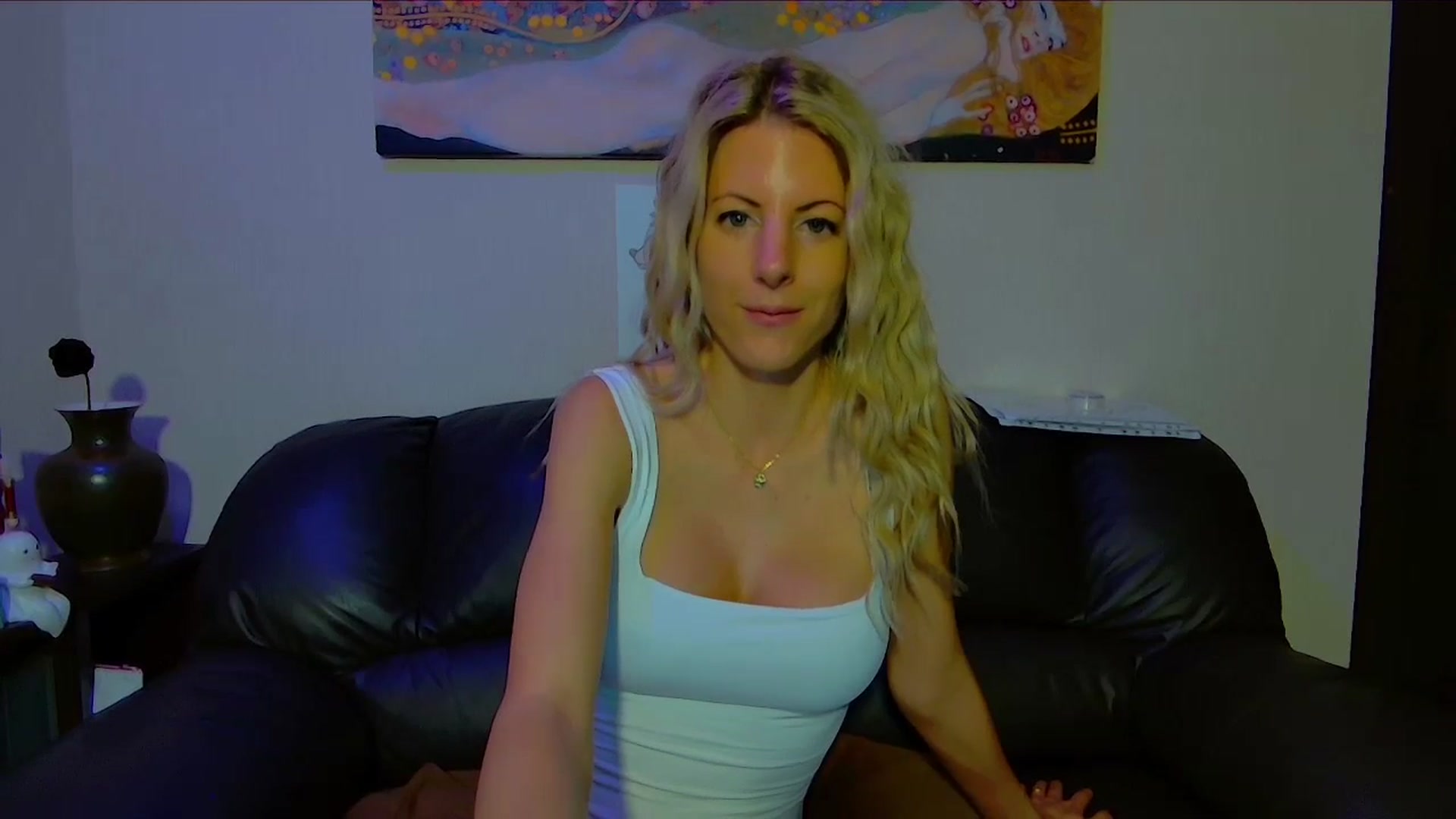 Gallery image thumbnail from Helenadoll's myfreecams stream on, 12/29/2025, 19:40 image 20 of 20