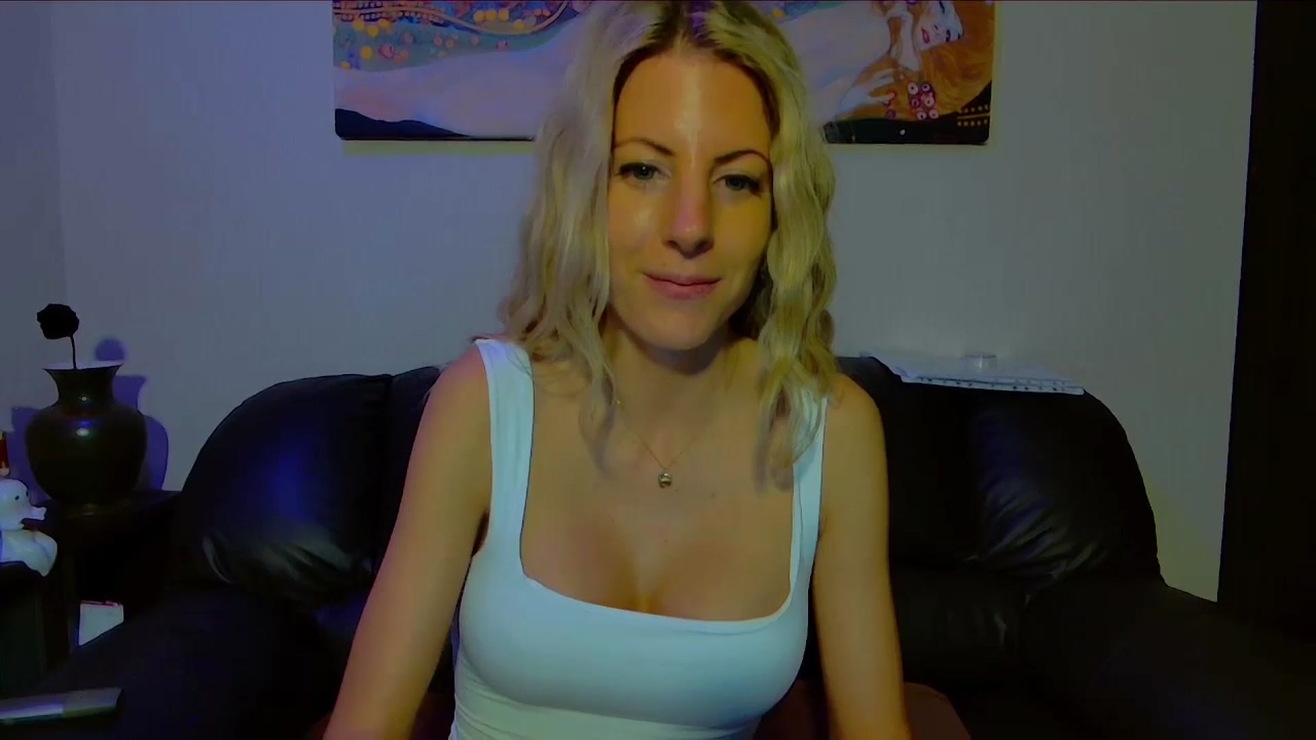 Gallery image thumbnail from Helenadoll's myfreecams stream on, 12/29/2025, 19:40 image 8 of 20