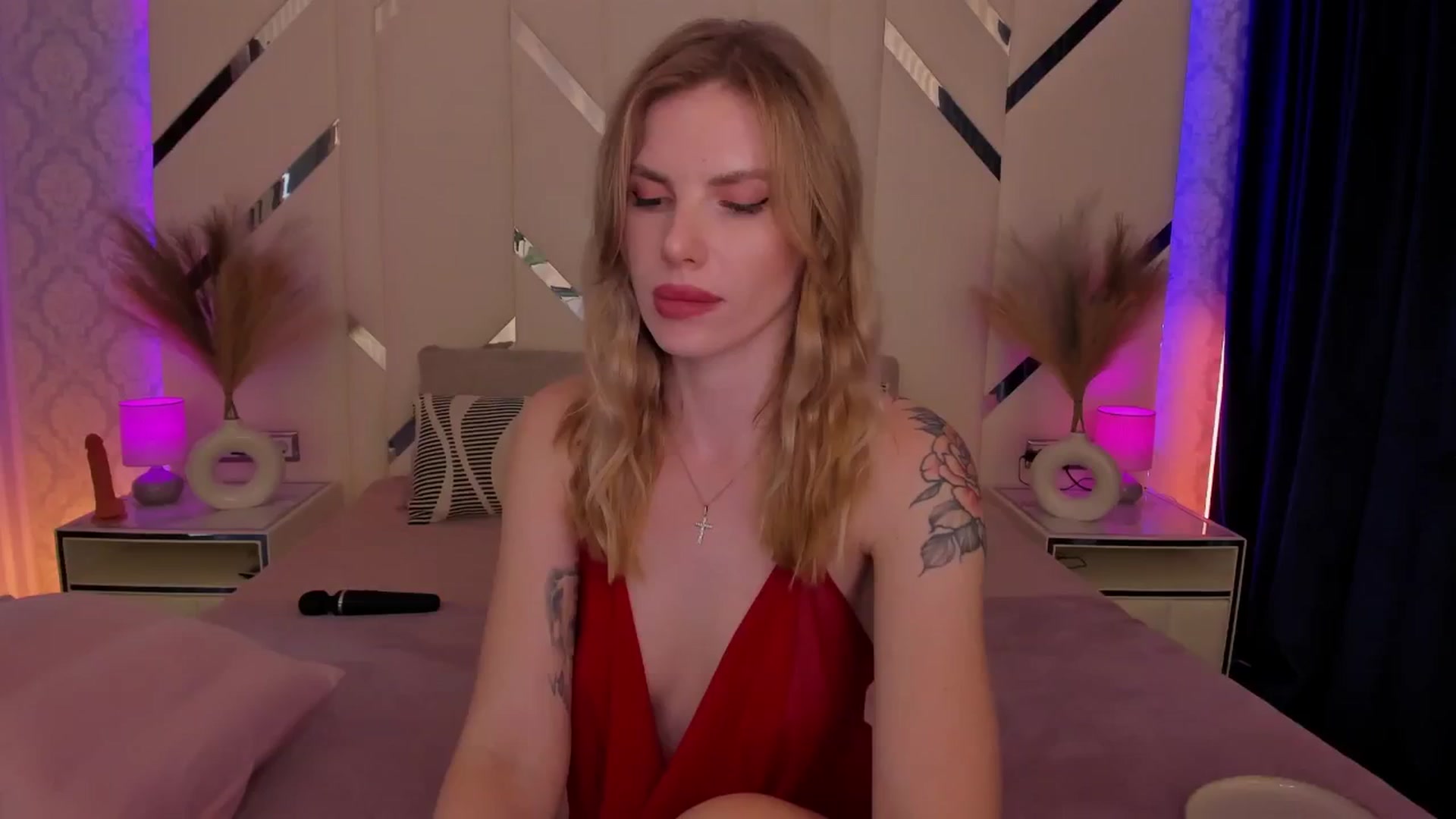 Gallery image thumbnail from Heleyybaylee's myfreecams stream on, 02/01/2025, 23:33 image 15 of 20